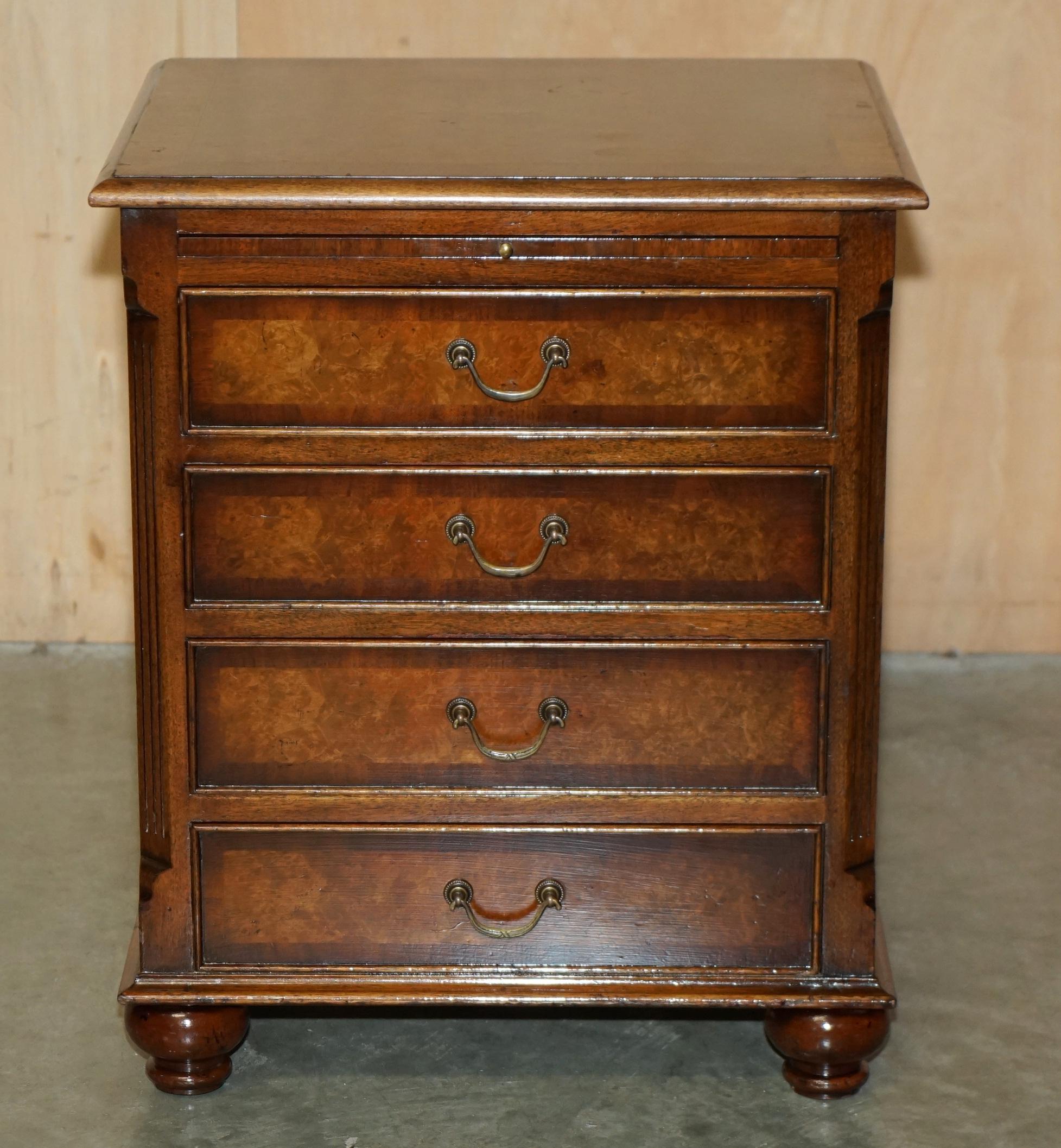 ENCANTADORA PAR DE MESA LATERAL DE MADERA DE NOGAL BURR MESA LATERAL MESA LATERAL DE NOCHE PECHO DE ESCRITORIO en venta 9