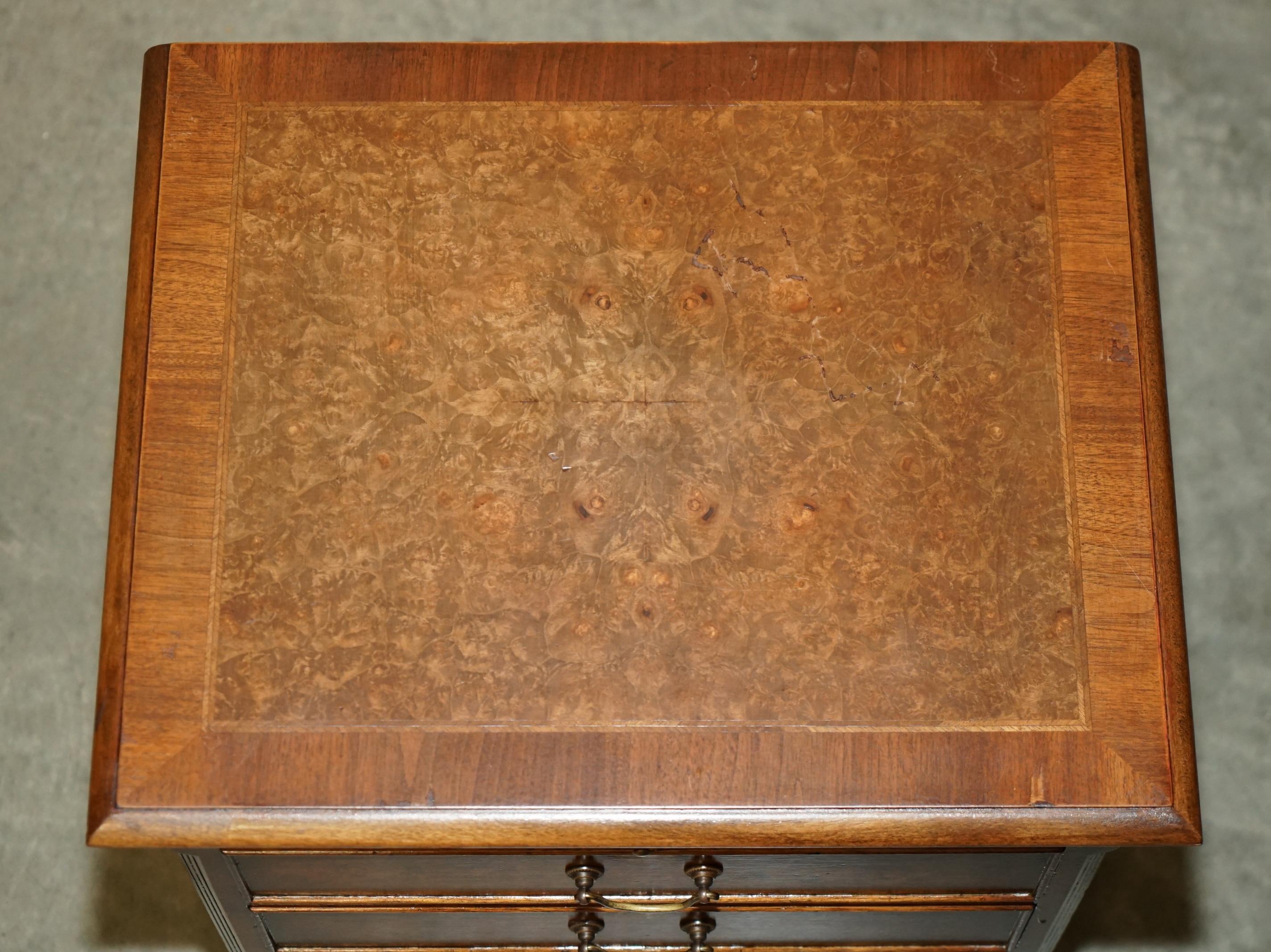 ENCANTADORA PAR DE MESA LATERAL DE MADERA DE NOGAL BURR MESA LATERAL MESA LATERAL DE NOCHE PECHO DE ESCRITORIO en venta 10