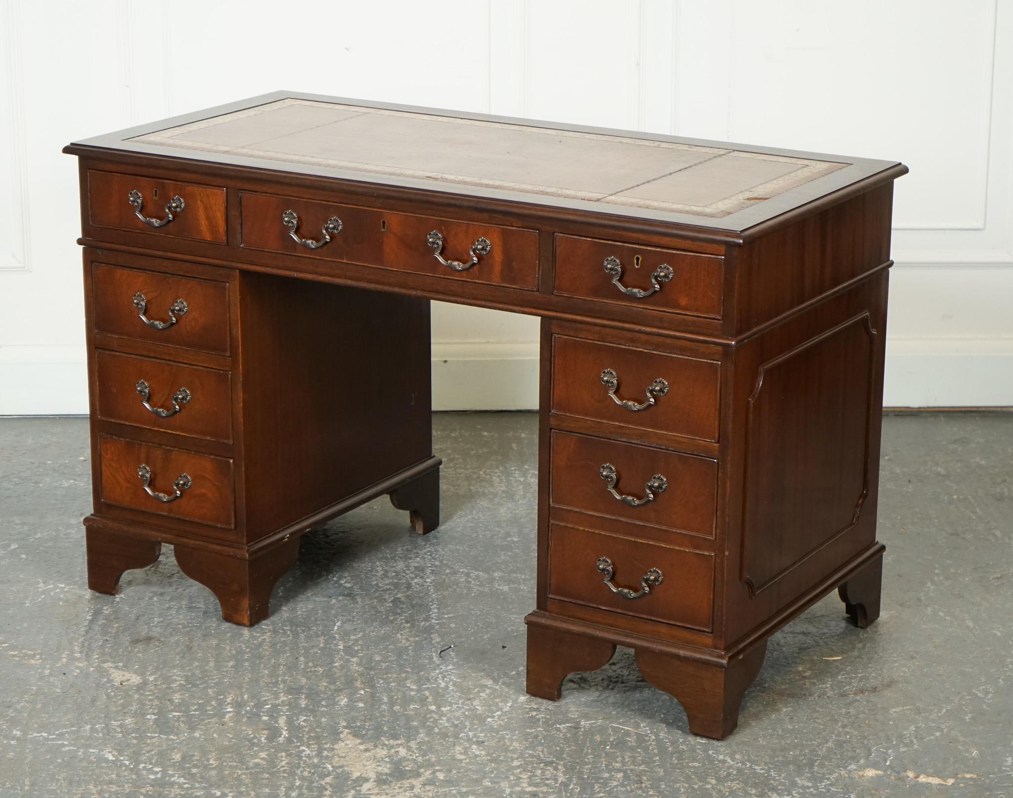 Antiques of London



We are delighted to offer for sale this Lovely Vintage Desk With Embossed Brown Leather Desk.

A vintage desk with embossed brown leather brings elegance and sophistication to any office or study space. 
The focal point of this