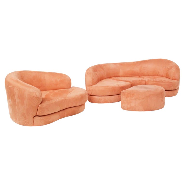 Lovely Vintage Pink Velvet Sofa Set For Sale at 1stDibs