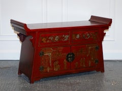 LOVELY VINTAGE RED HAND PAINTED CHINESE SIDEBOARD TV CABiNET