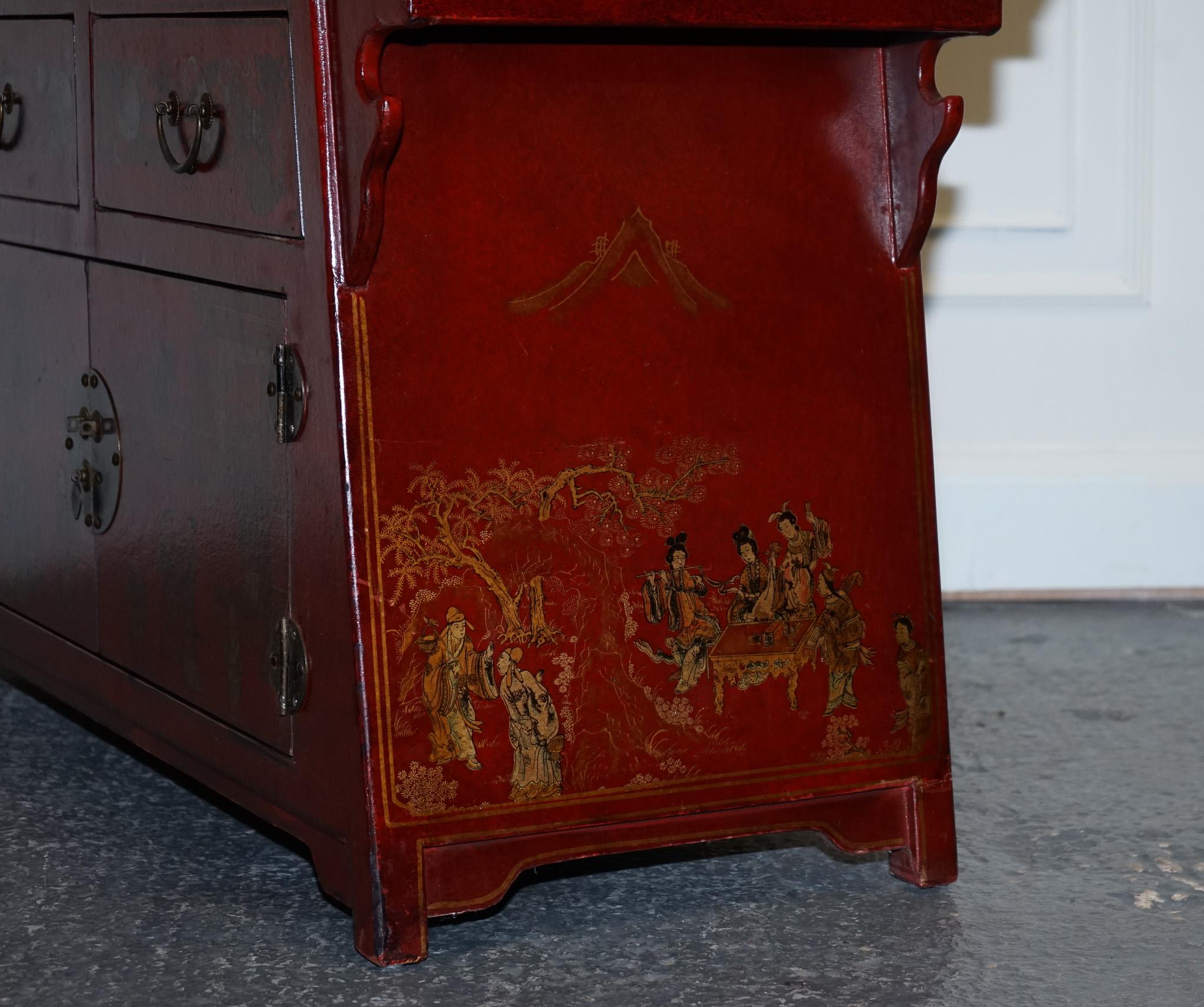 20th Century LOVELY VINTAGE RED HAND PAINTED CHINESE SIDEBOARD TV CABiNET