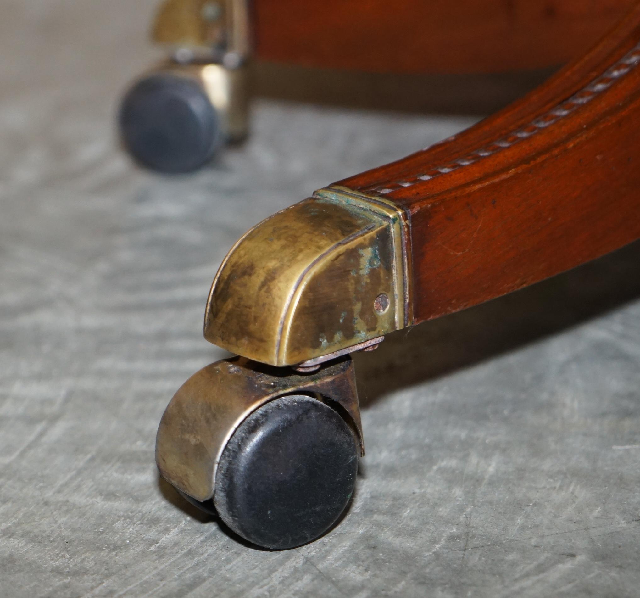 Lovely Vintage Restored Brown Leather Oak Framed Captains Directors Armchair For Sale 7