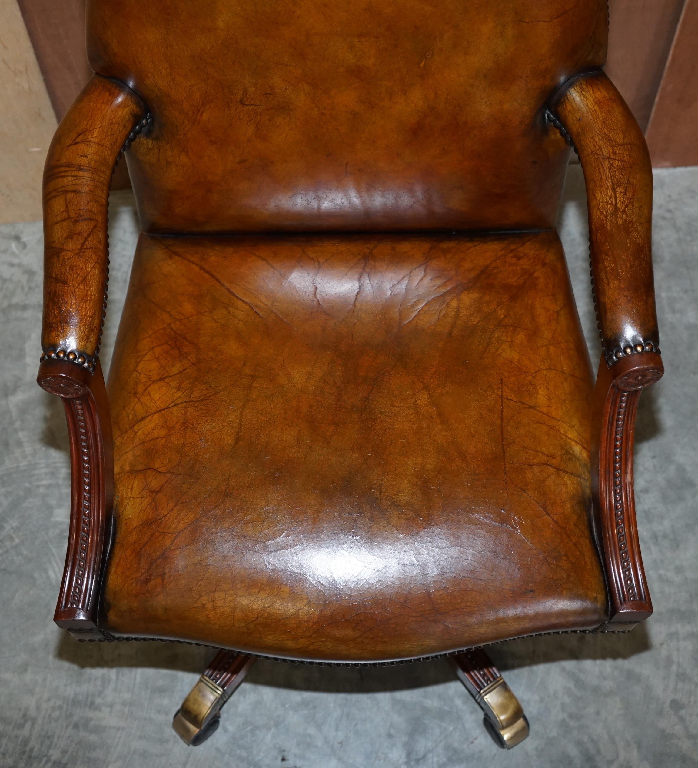 English Lovely Vintage Restored Brown Leather Oak Framed Captains Directors Armchair For Sale