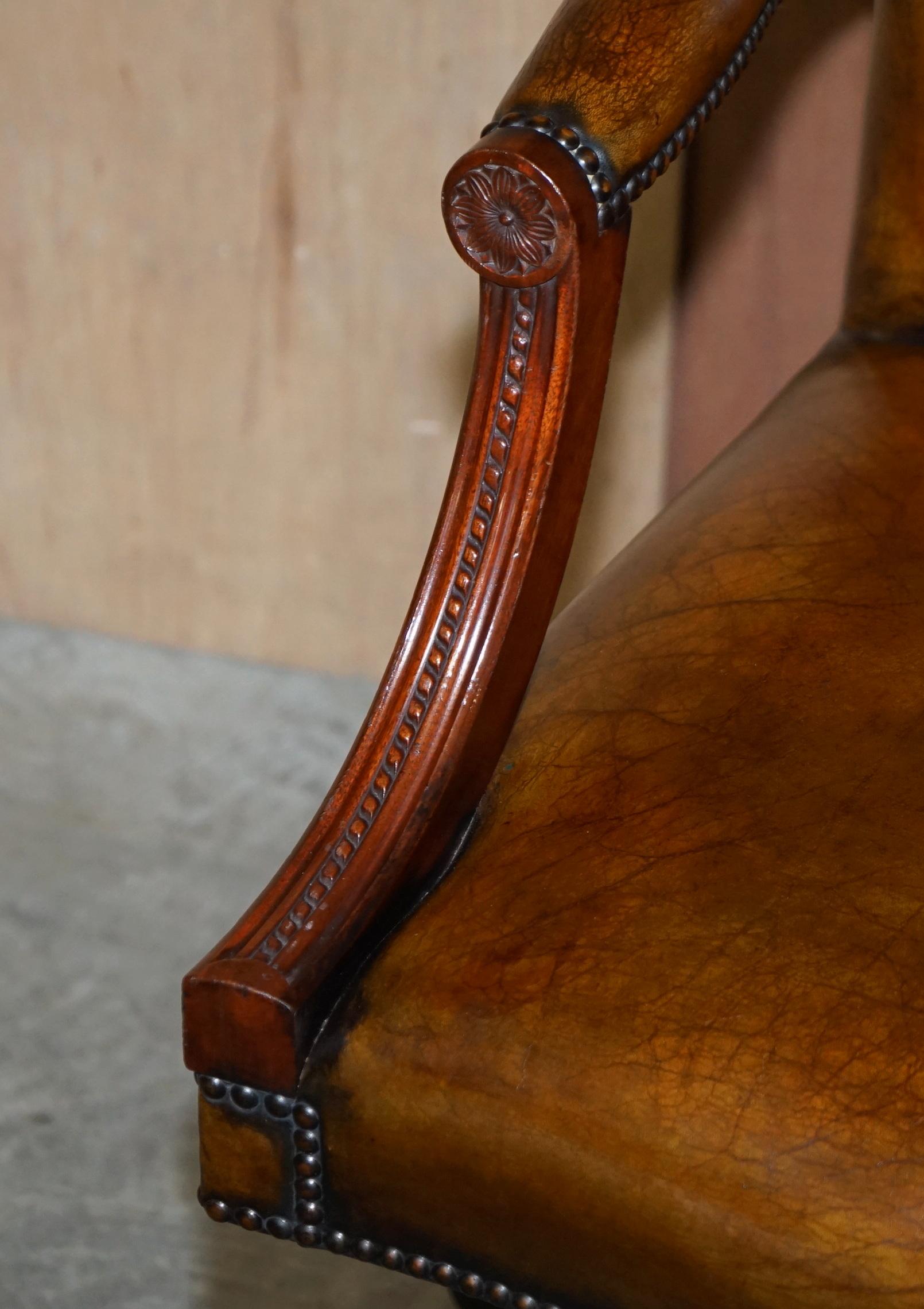 Lovely Vintage Restored Brown Leather Oak Framed Captains Directors Armchair For Sale 2