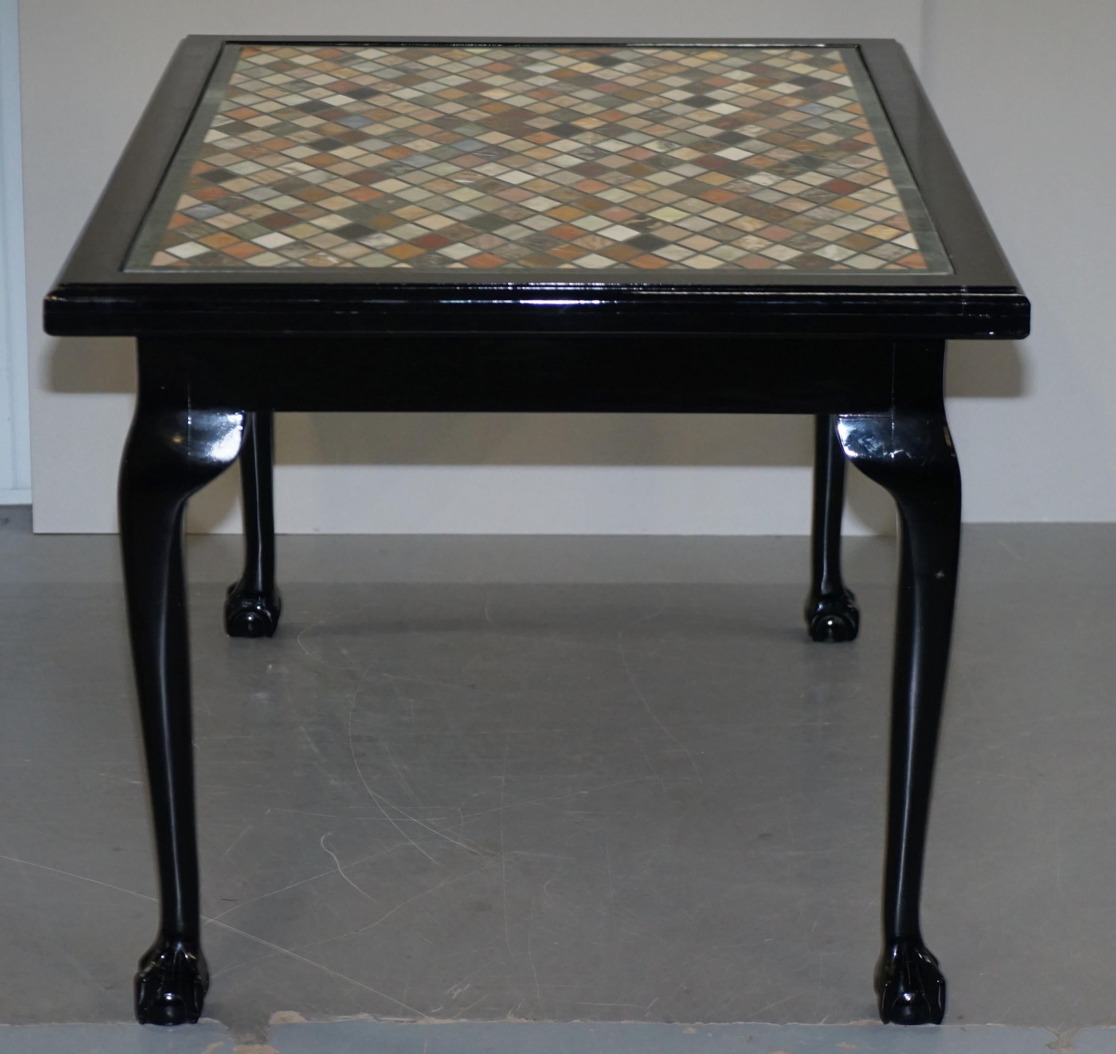 Ravissant spécimen vintage de table de salle à manger ou de table d'appoint en marbre italien avec griffes et pieds en boule en vente 8