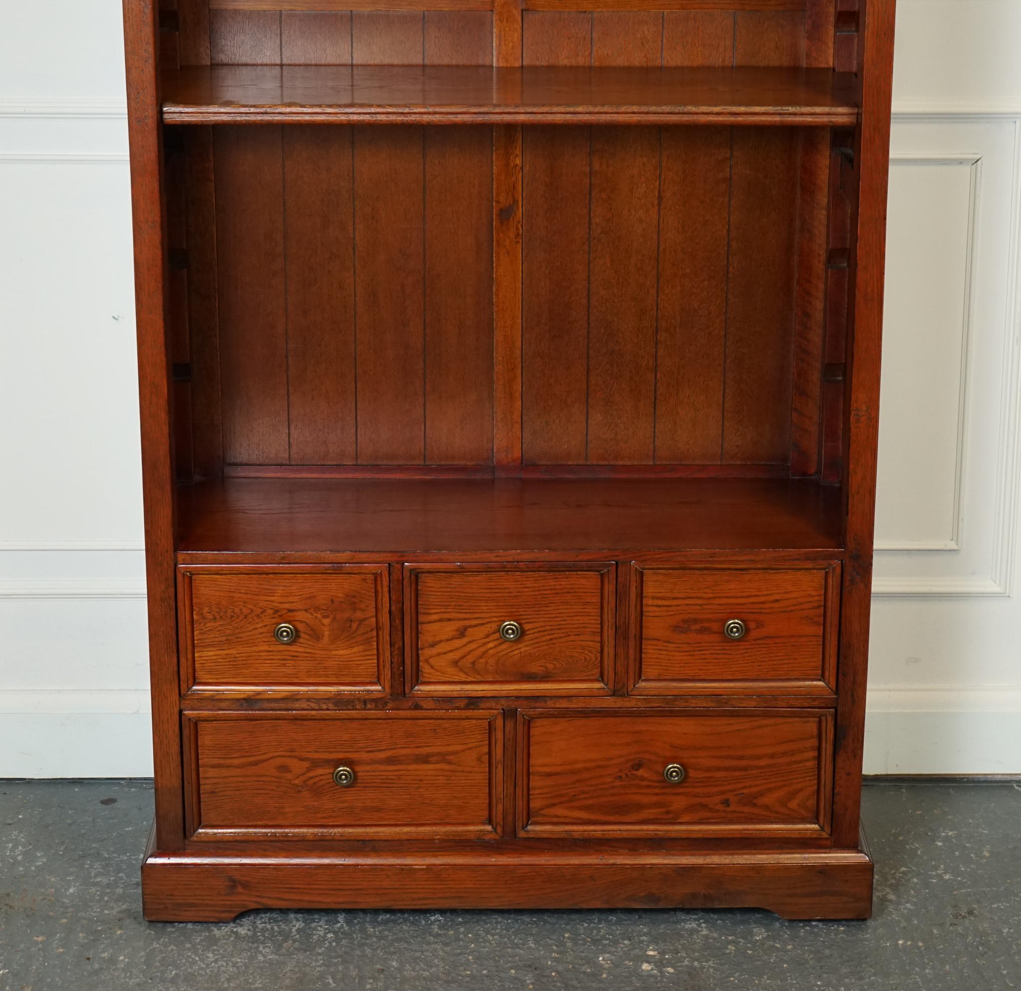 LOVELY VINTAGE TEAK OPEN BOOKCASE WITH 5 DRAWERS BRASS HANDLES j1 3