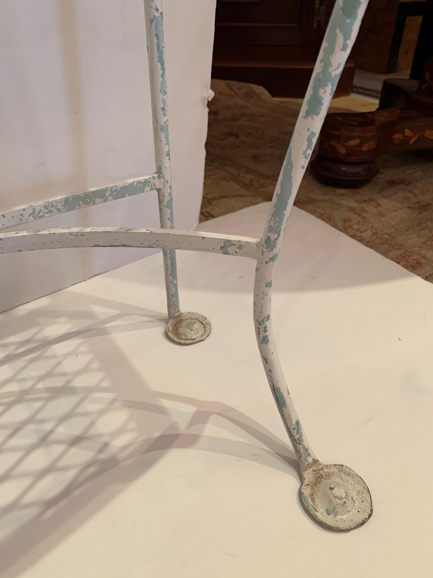 Lovely Vintage Two-Tier Painted Metal Plant Stand In Distressed Condition In Hopewell, NJ