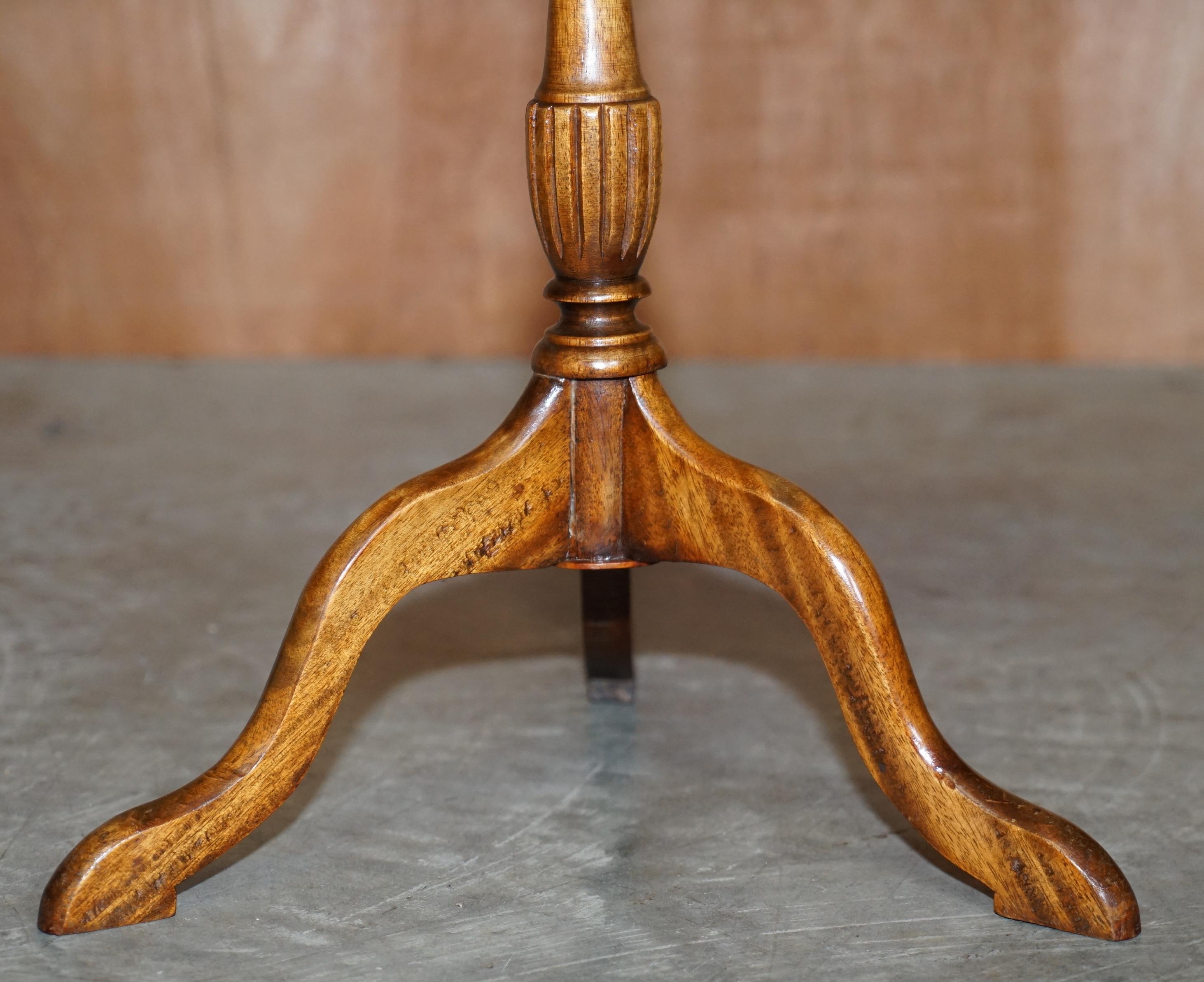 Hand-Crafted Lovely Vintage Two Tone Hardwood Tripod Lamp End Wine Table Nice Proportions For Sale