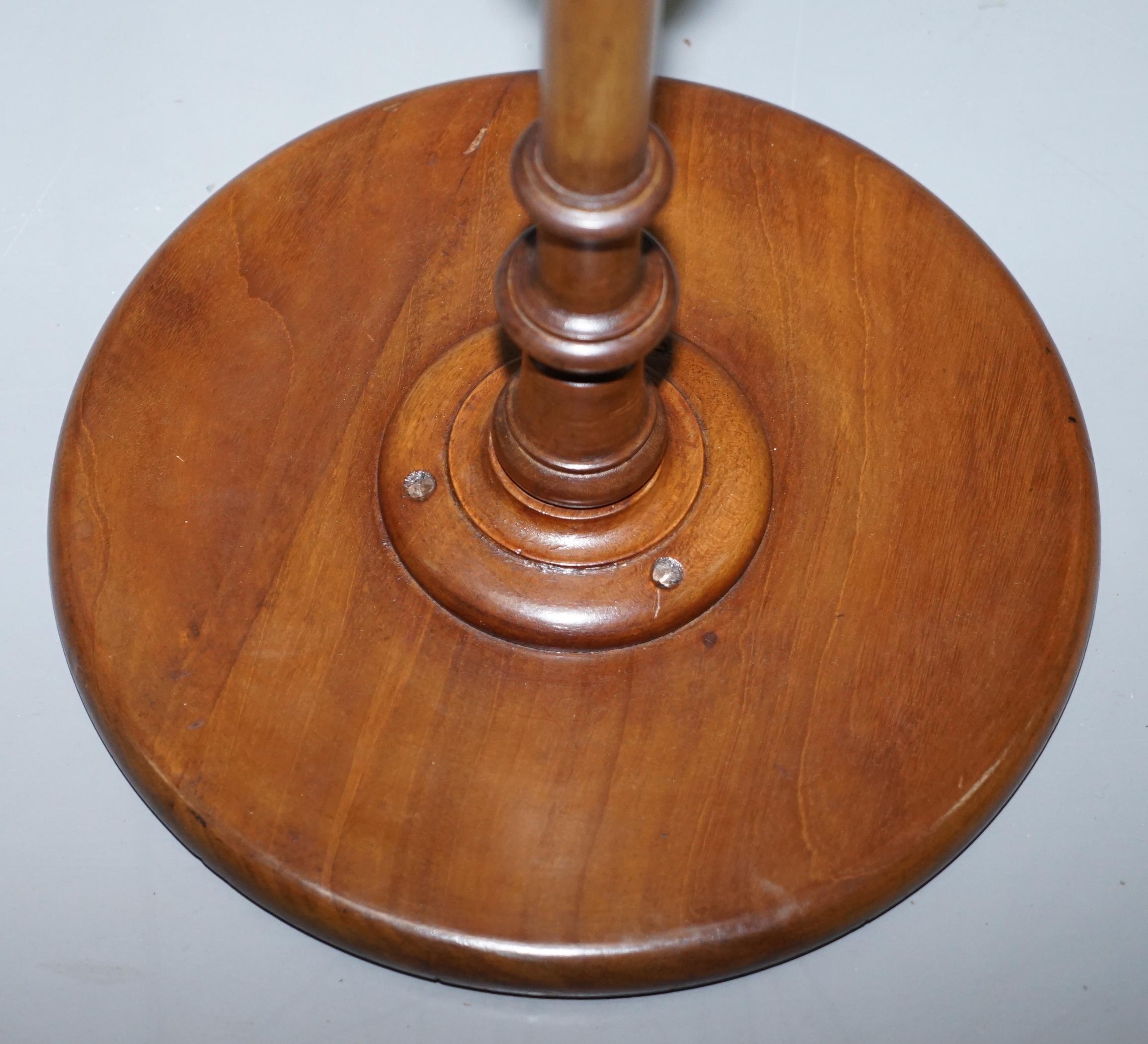 Lovely Vintage Walnut Tripod Lamp Side End Wine Table Ornately Turned Column 3