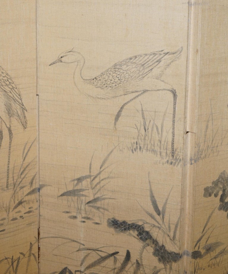 Hand-Crafted Lovely Vintage Water Color Hand Painted on Fabric Chinese Folding Room Divider For Sale