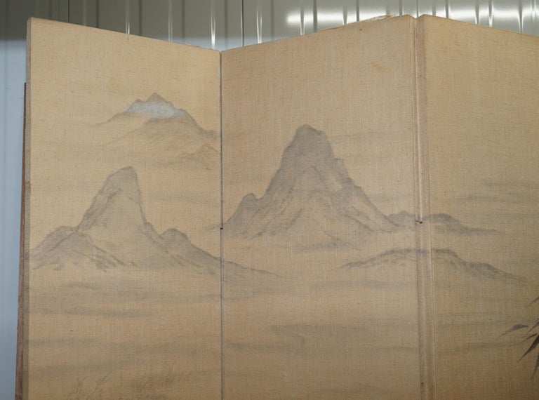 Lovely Vintage Water Color Hand Painted on Fabric Chinese Folding Room Divider For Sale 3