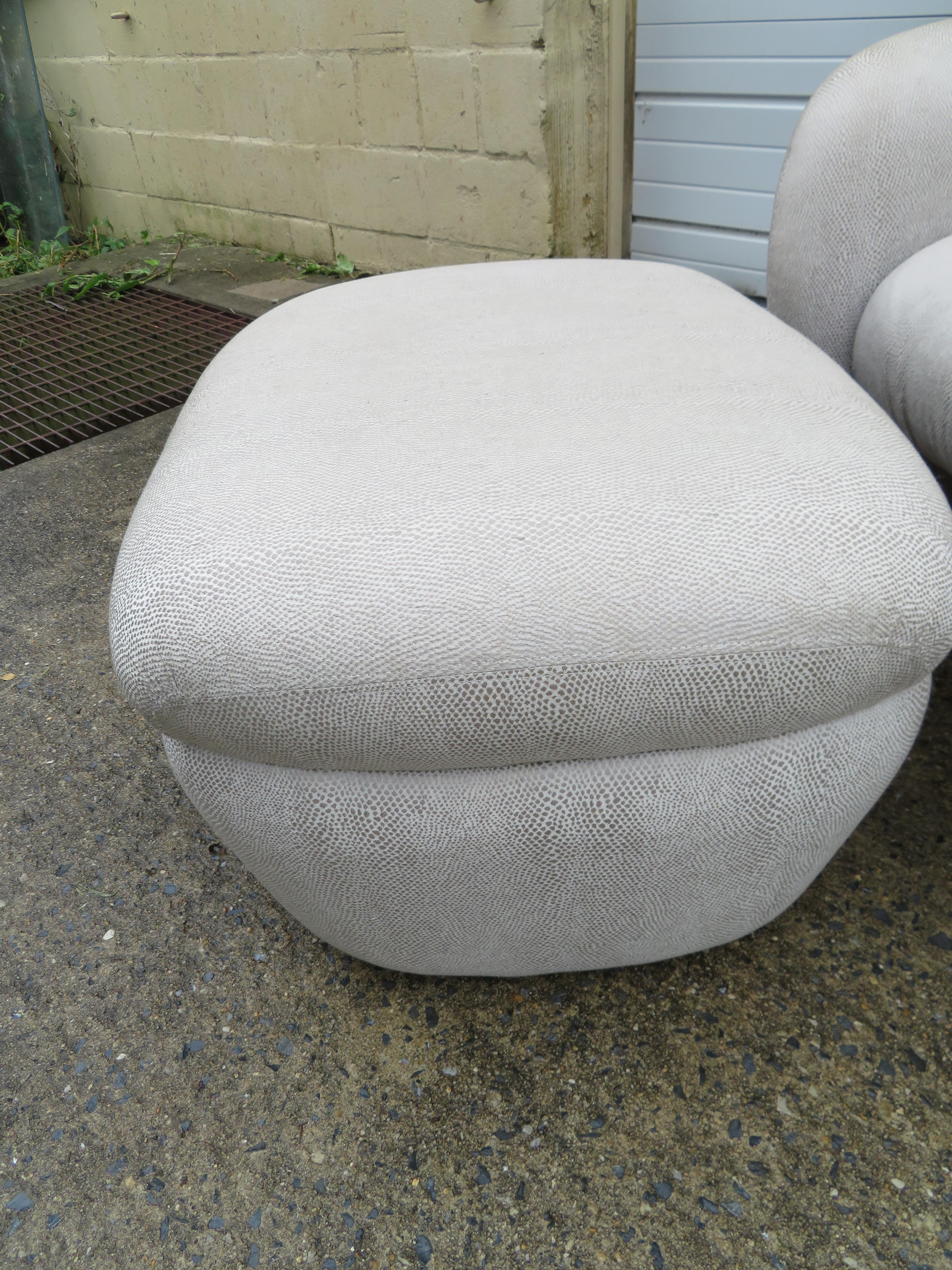 Lovely Vladimir Kagan for Preview Lounge Chair Ottoman Mid-Century Modern 3