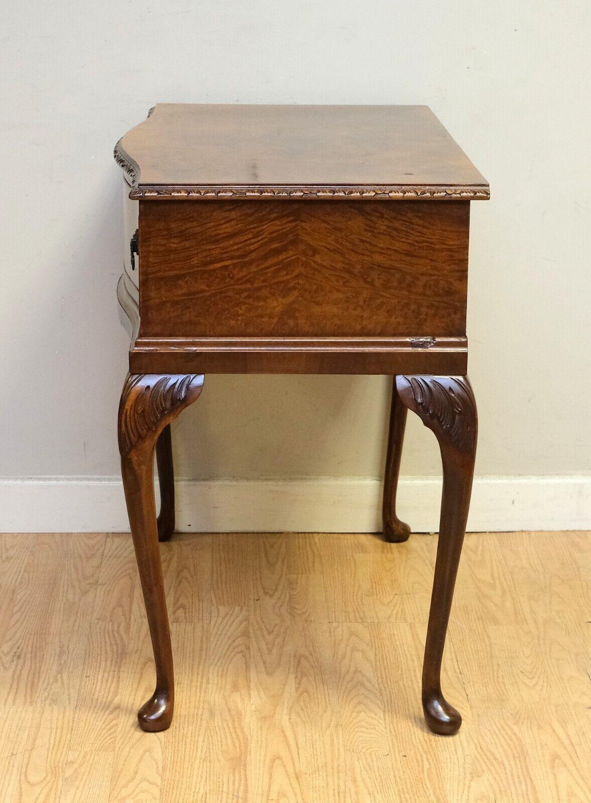 Lovely Walnut Serpentine Front Side Table on Cabriole Legs with Single Drawer For Sale 6