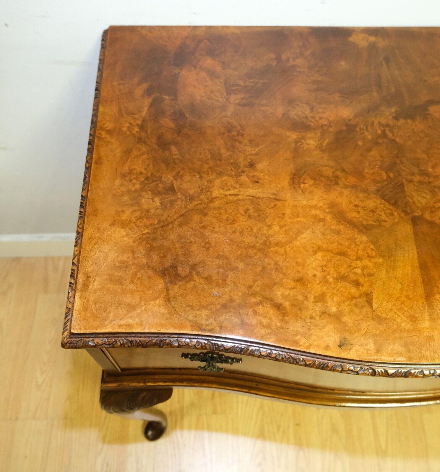 Lovely Walnut Serpentine Front Side Table on Cabriole Legs with Single Drawer For Sale 8