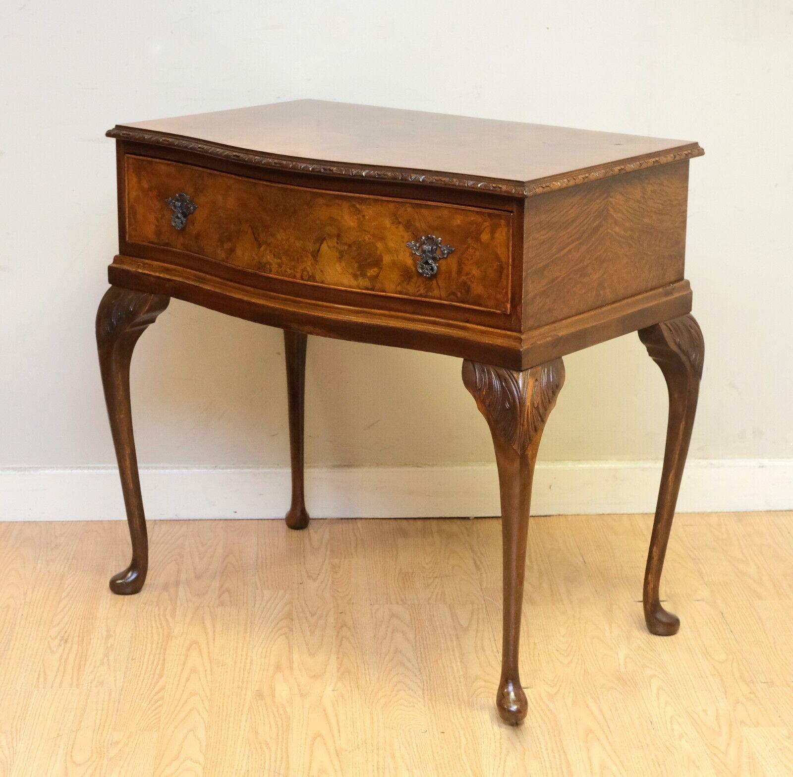 Hand-Crafted Lovely Walnut Serpentine Front Side Table on Cabriole Legs with Single Drawer For Sale