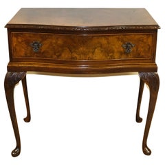 Lovely Walnut Serpentine Front Side Table on Cabriole Legs with Single Drawer