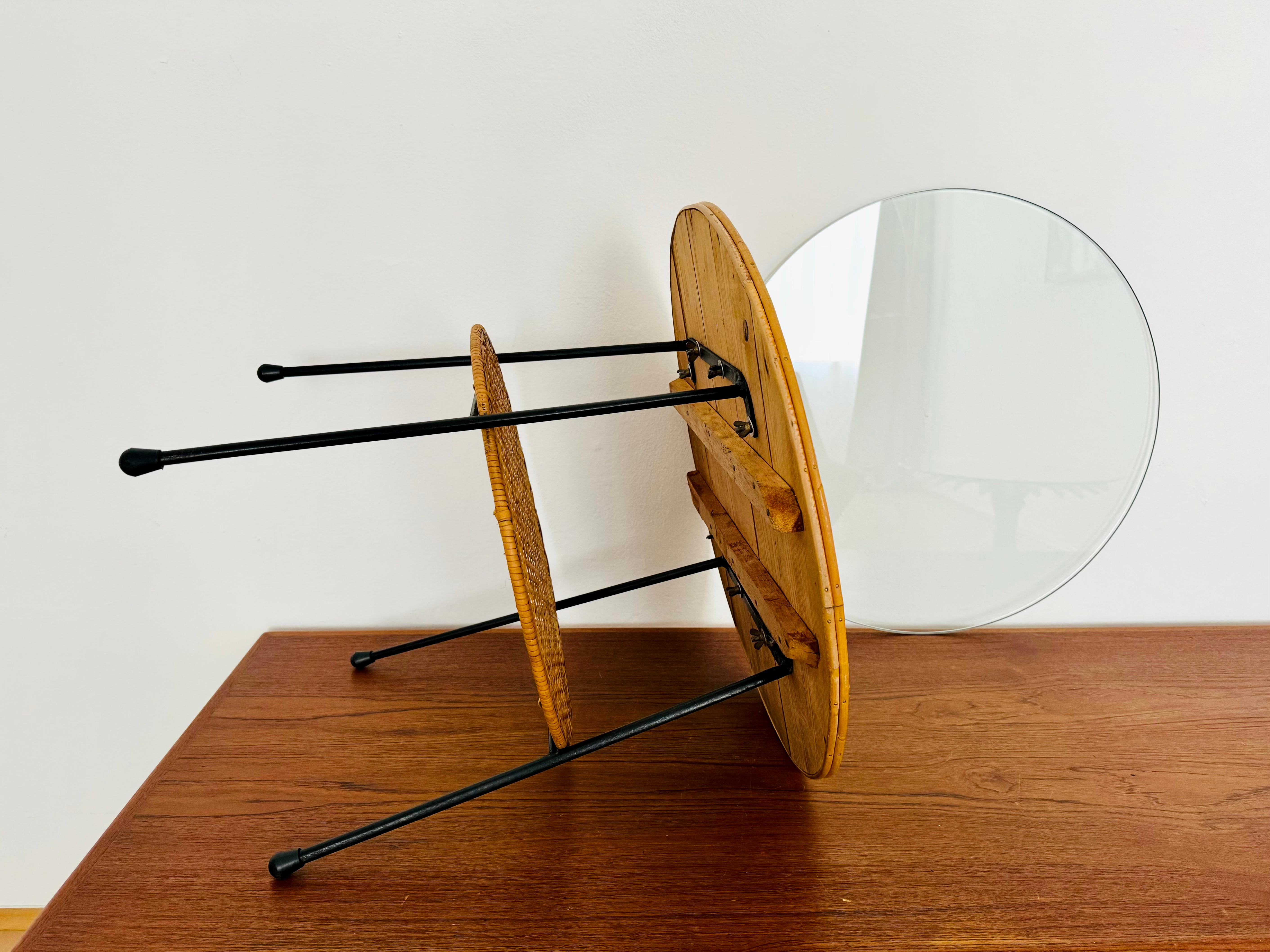Table basse ou d'appoint en osier en vente 8