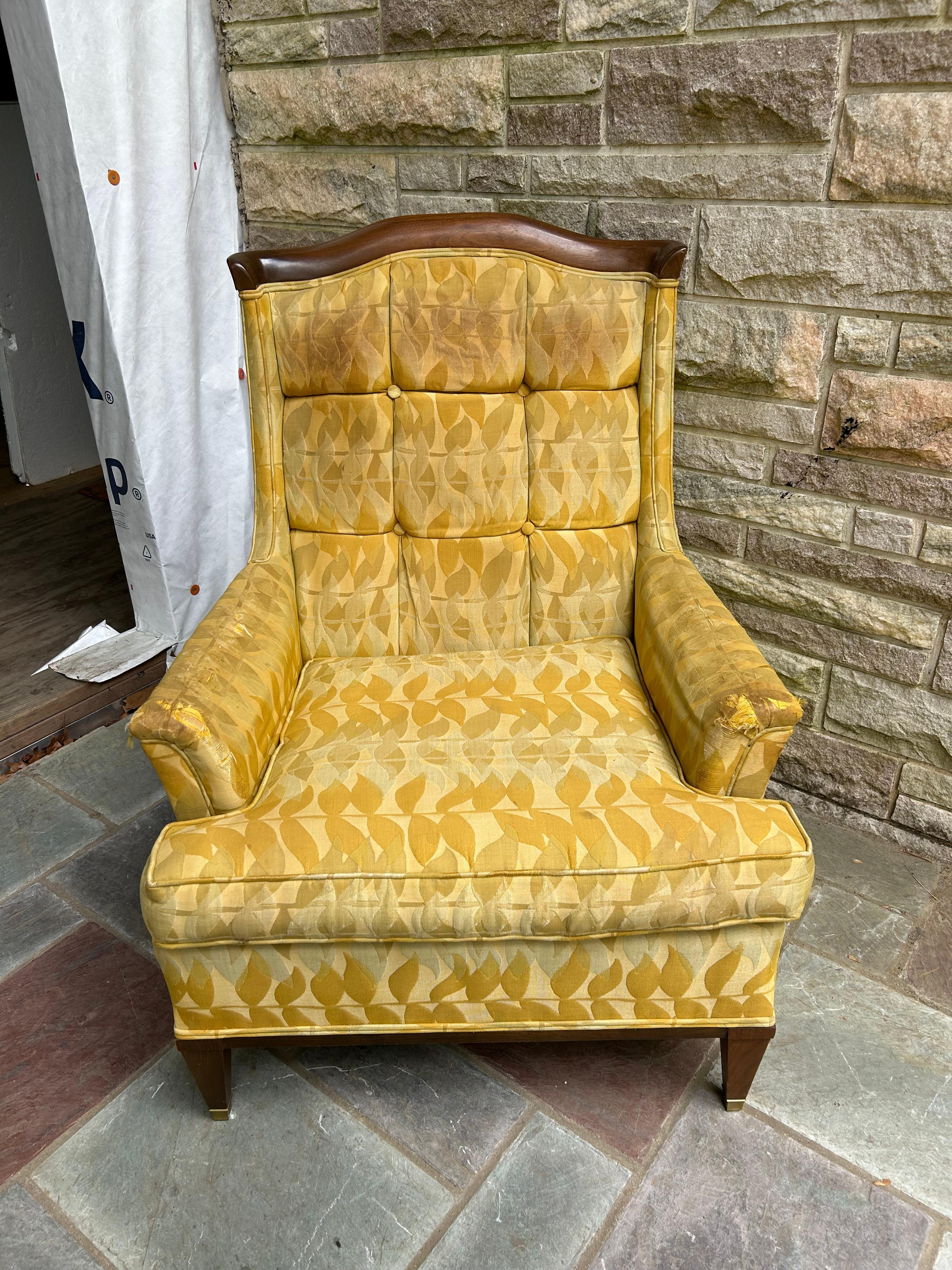Hollywood Regency Ravissant fauteuil de salon à oreilles Widdiicomb Regency moderne pour John Stuart en vente