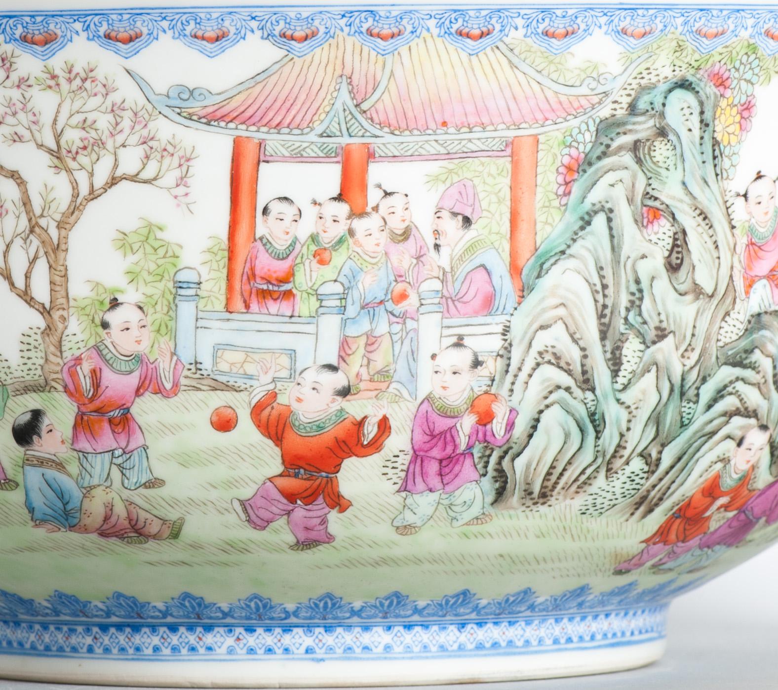 Splendida porcellana d'arte Kang Zhicheng Inverno 1998 Porcellana cinese 100 Boys Bowl in vendita 2