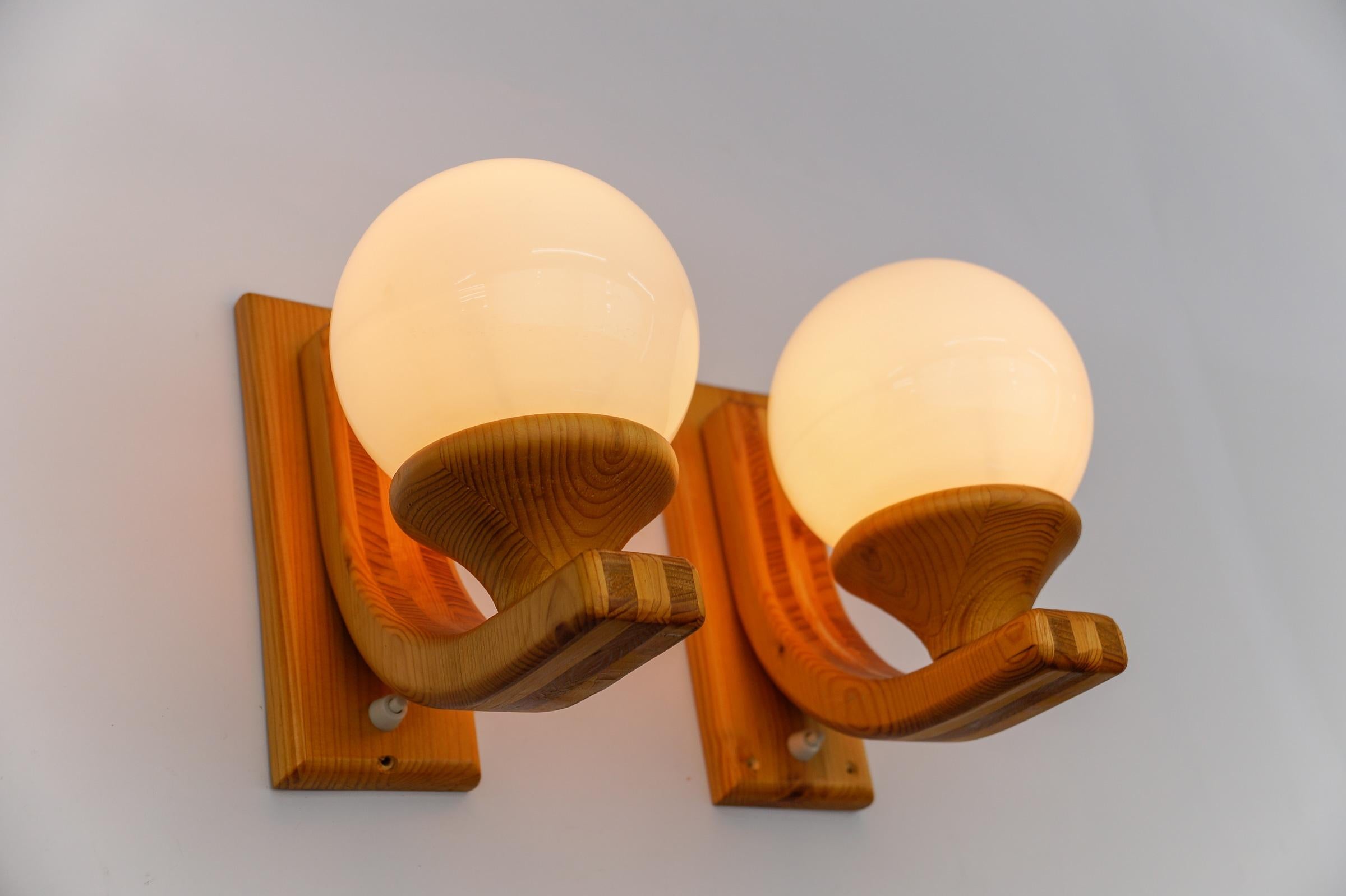 Precioso aplique de madera de Domus, años 70, Italia en venta 4