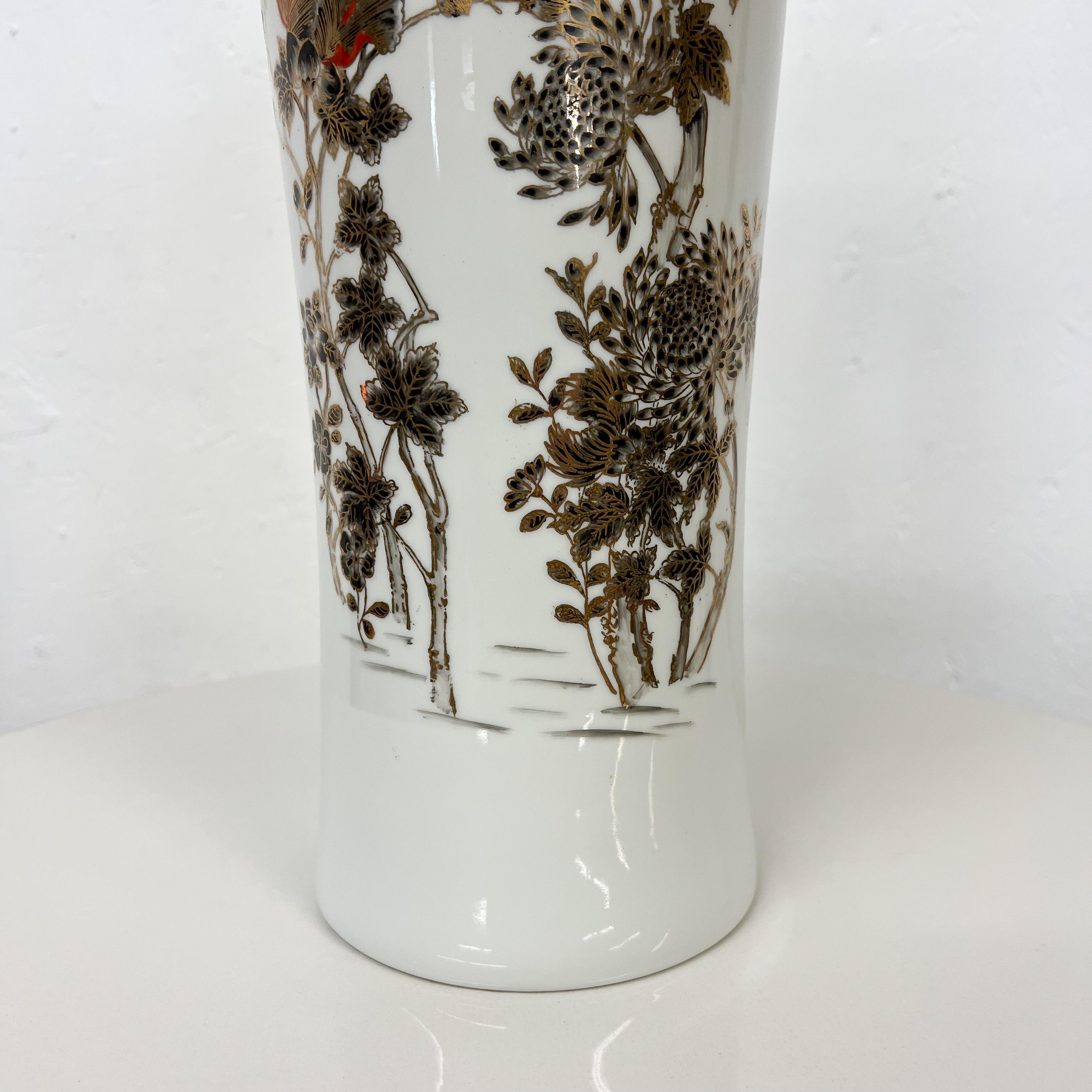 Lovely Y T Japanese Porcelain Vase Lush Floral Hand Decorated in Hong Kong 4