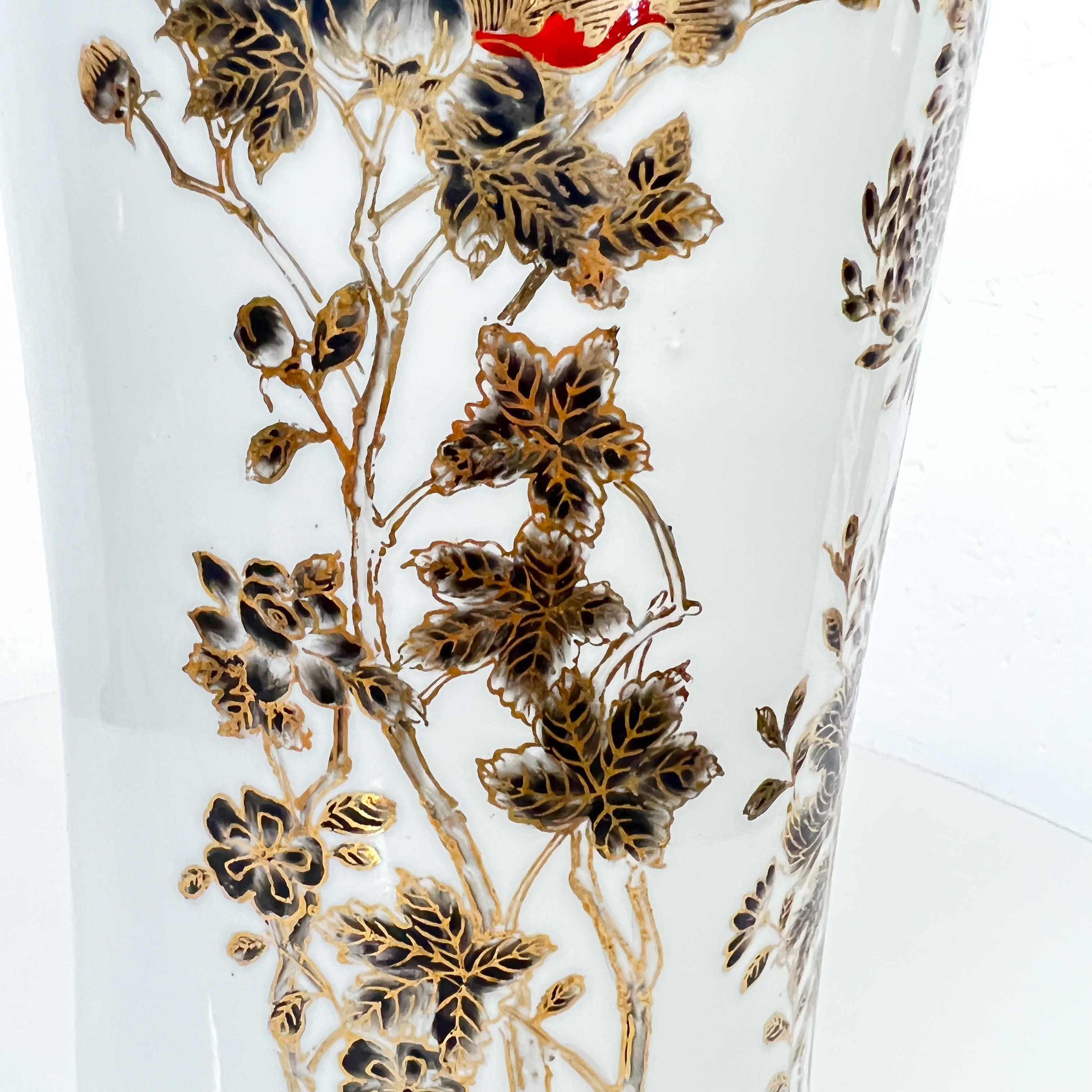 Mid-Century Modern Lovely Y T Japanese Porcelain Vase Lush Floral Hand Decorated in Hong Kong
