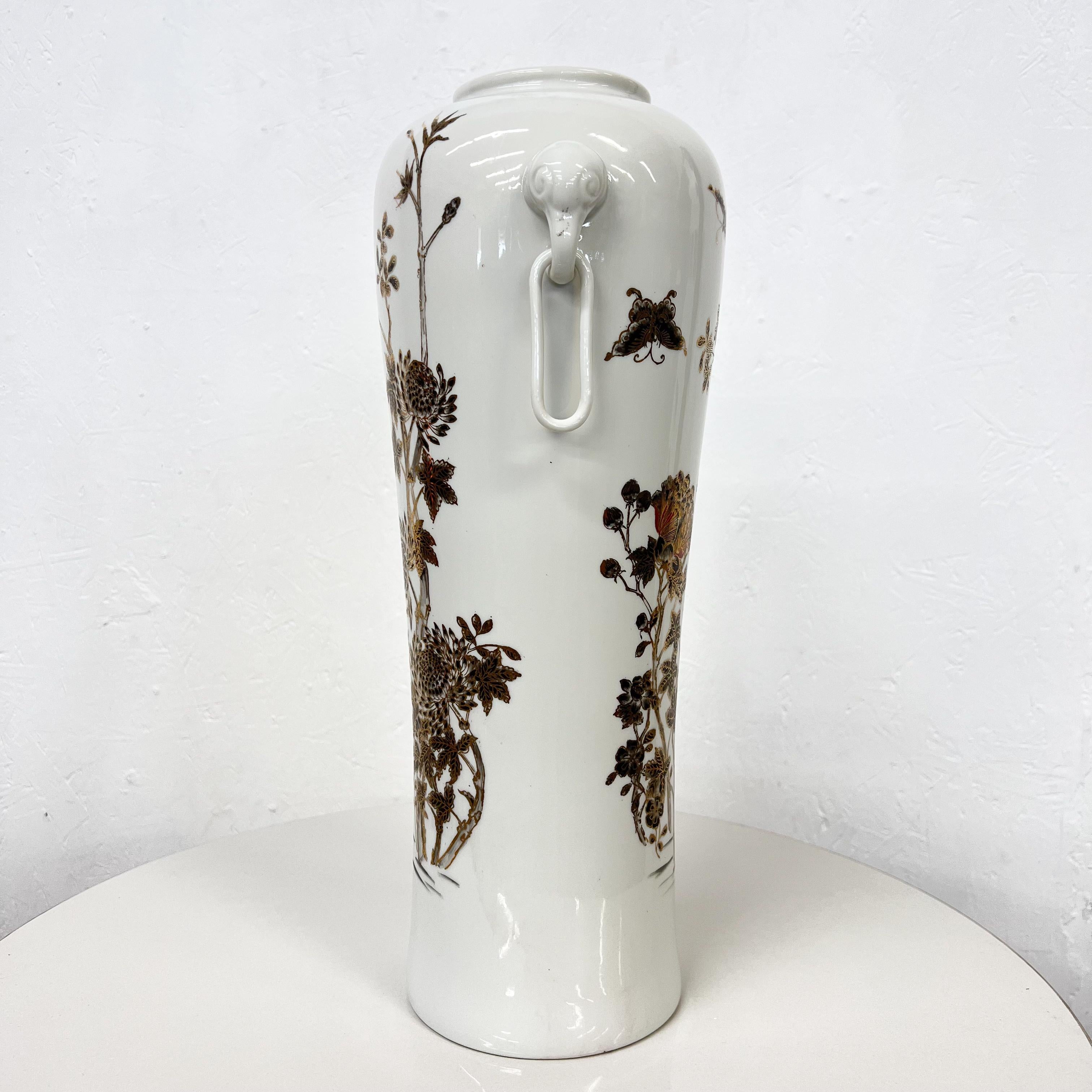 Lovely Y T Japanese Porcelain Vase Lush Floral Hand Decorated in Hong Kong 1