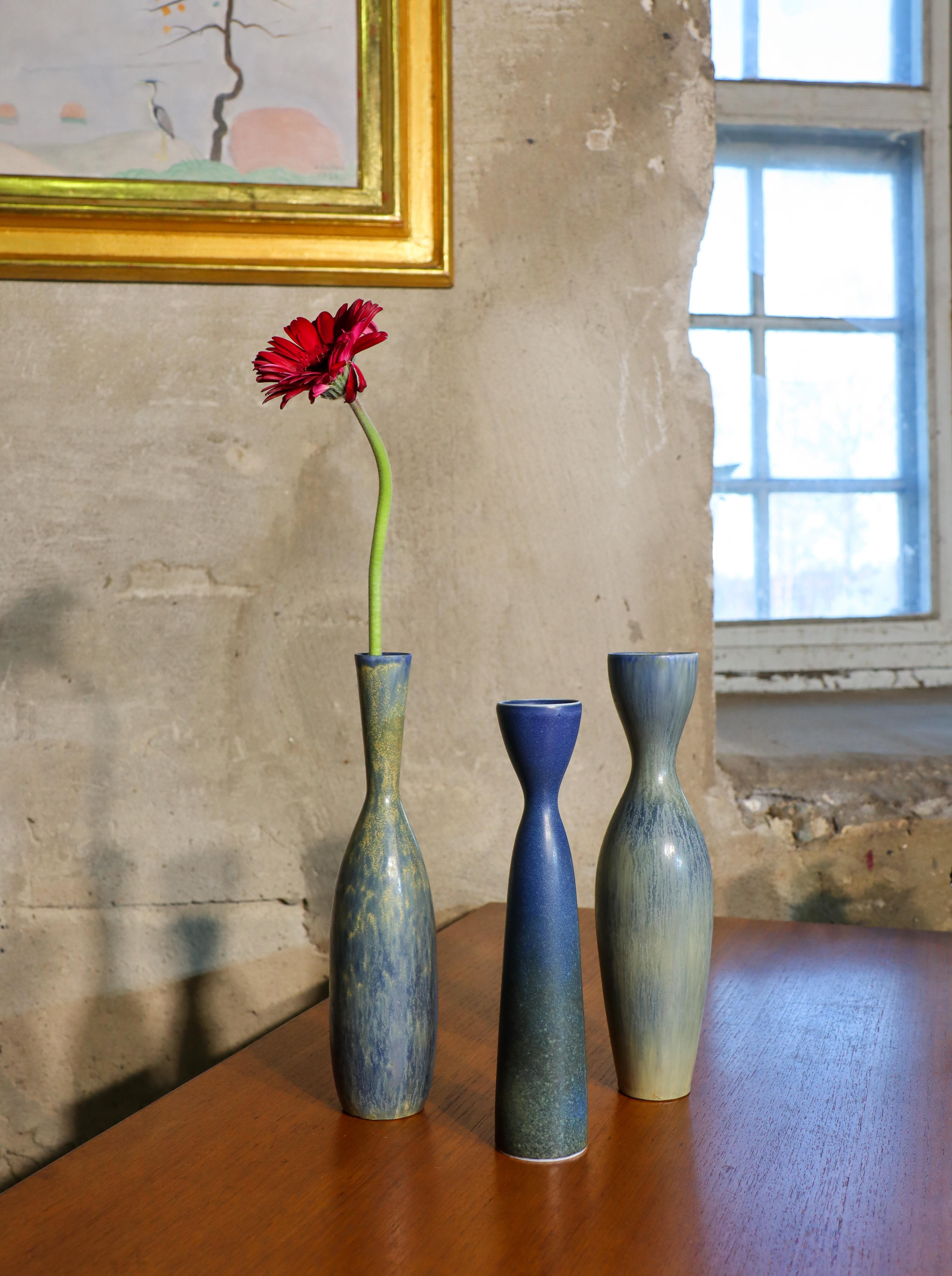 Joli vase en céramique jaune et bleu - Carl-Harry Stålhane - Rörstrand en vente 2