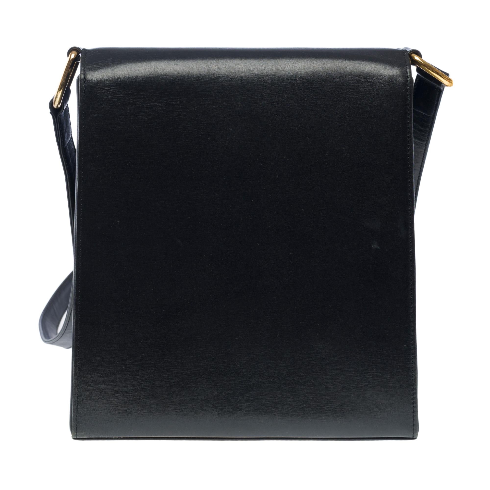 Women's or Men's Lovely YSL vintage Messenger bag in black box calf leather, GHW For Sale