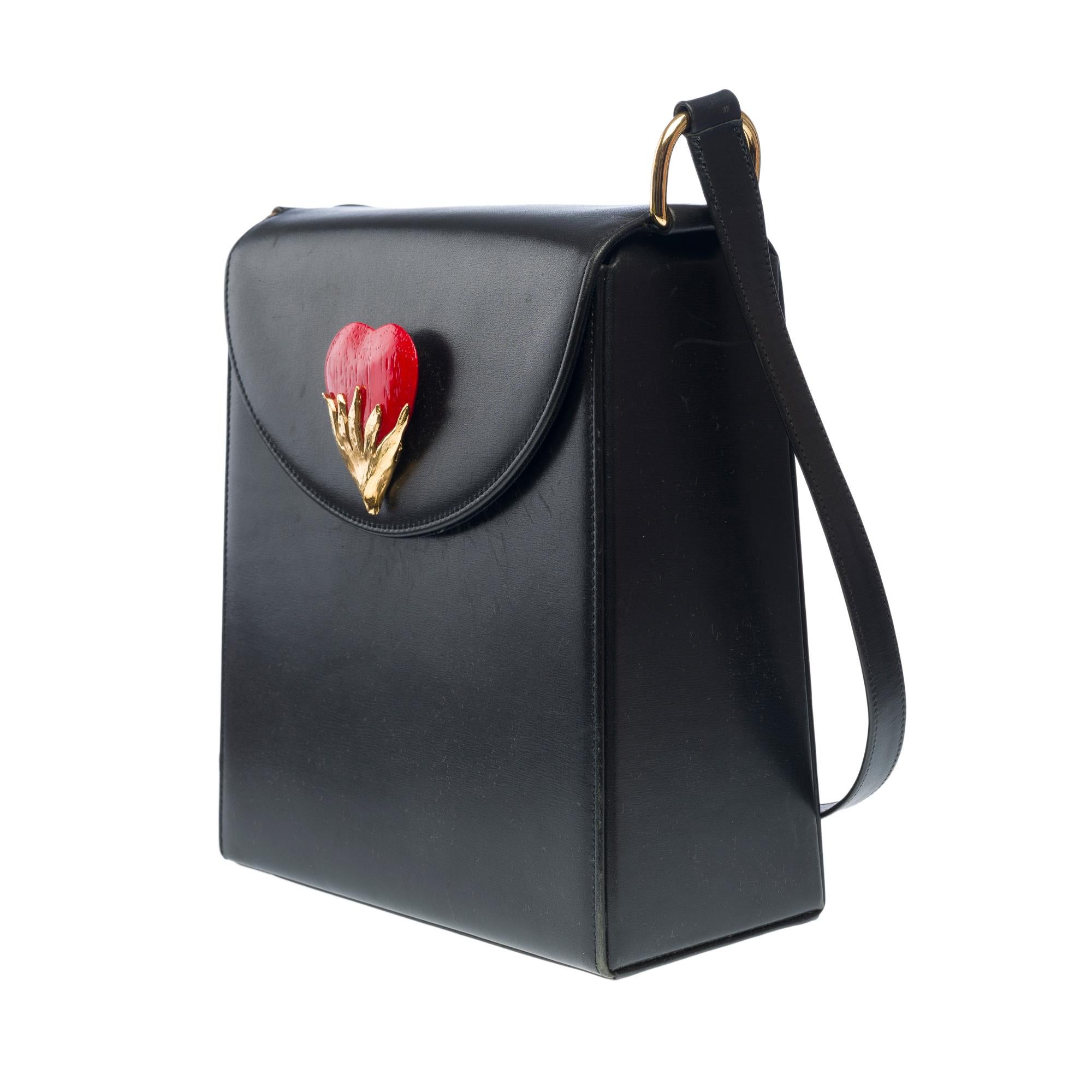 Lovely YSL vintage Messenger bag in black box calf leather, GHW For Sale 1