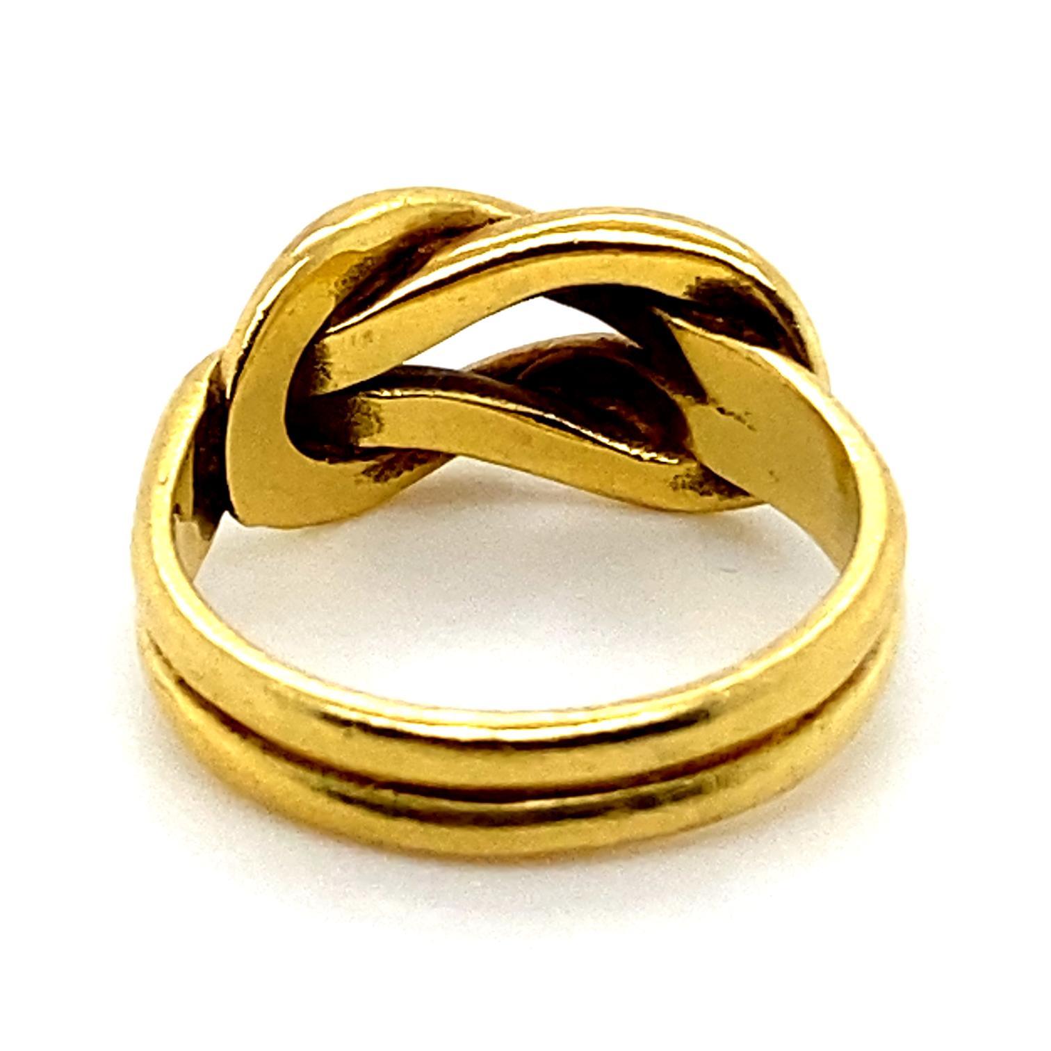 Lovers Knot 18 Karat Yellow Gold Ring For Sale 4