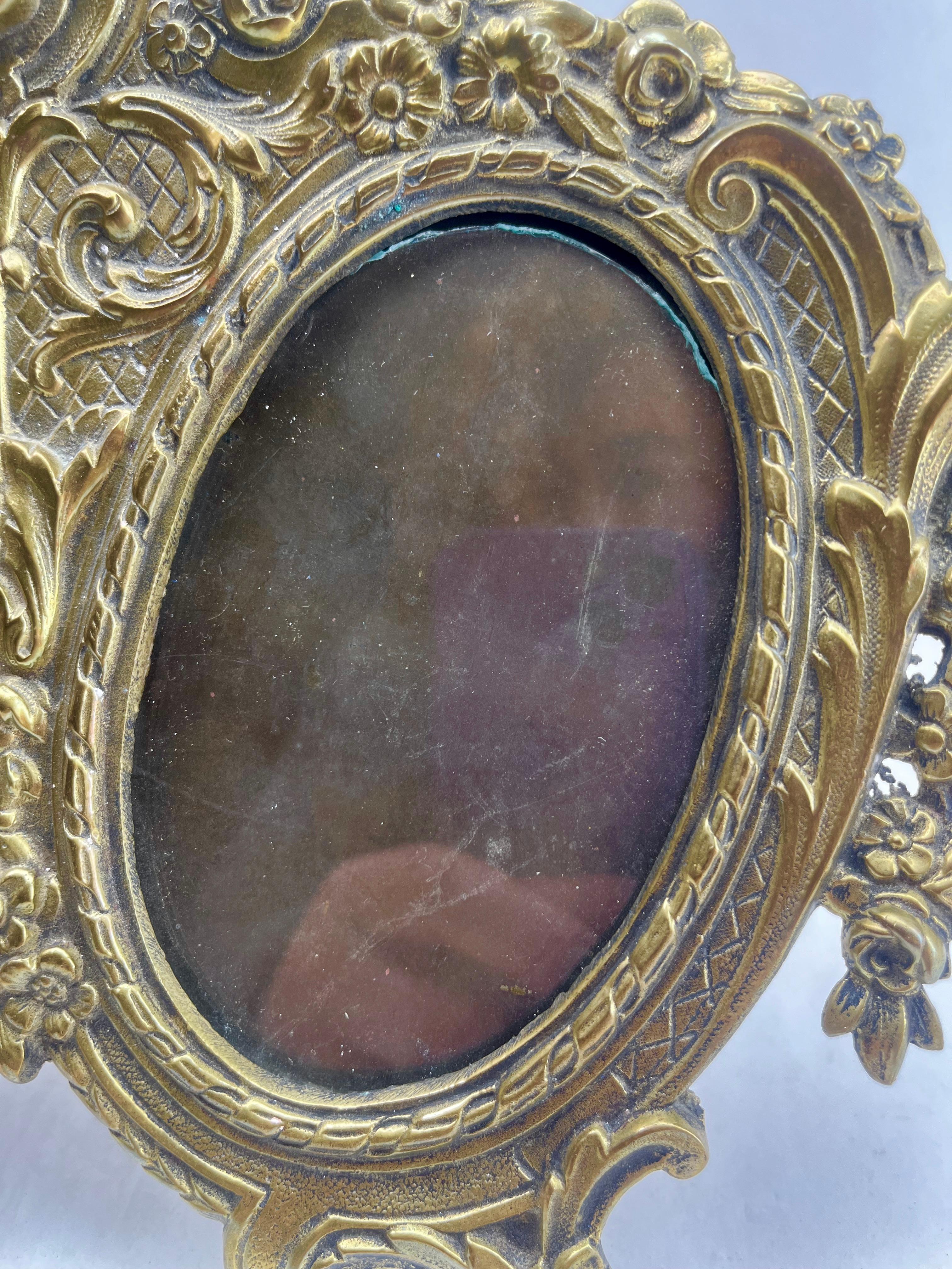 'Lover's Knot' Double Picture Frame, Polished Brass in The Style of J.H. France  For Sale 4