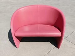 Loveseat "Intervista" by Poltrona Frau in Pink Leather, Italy 1989