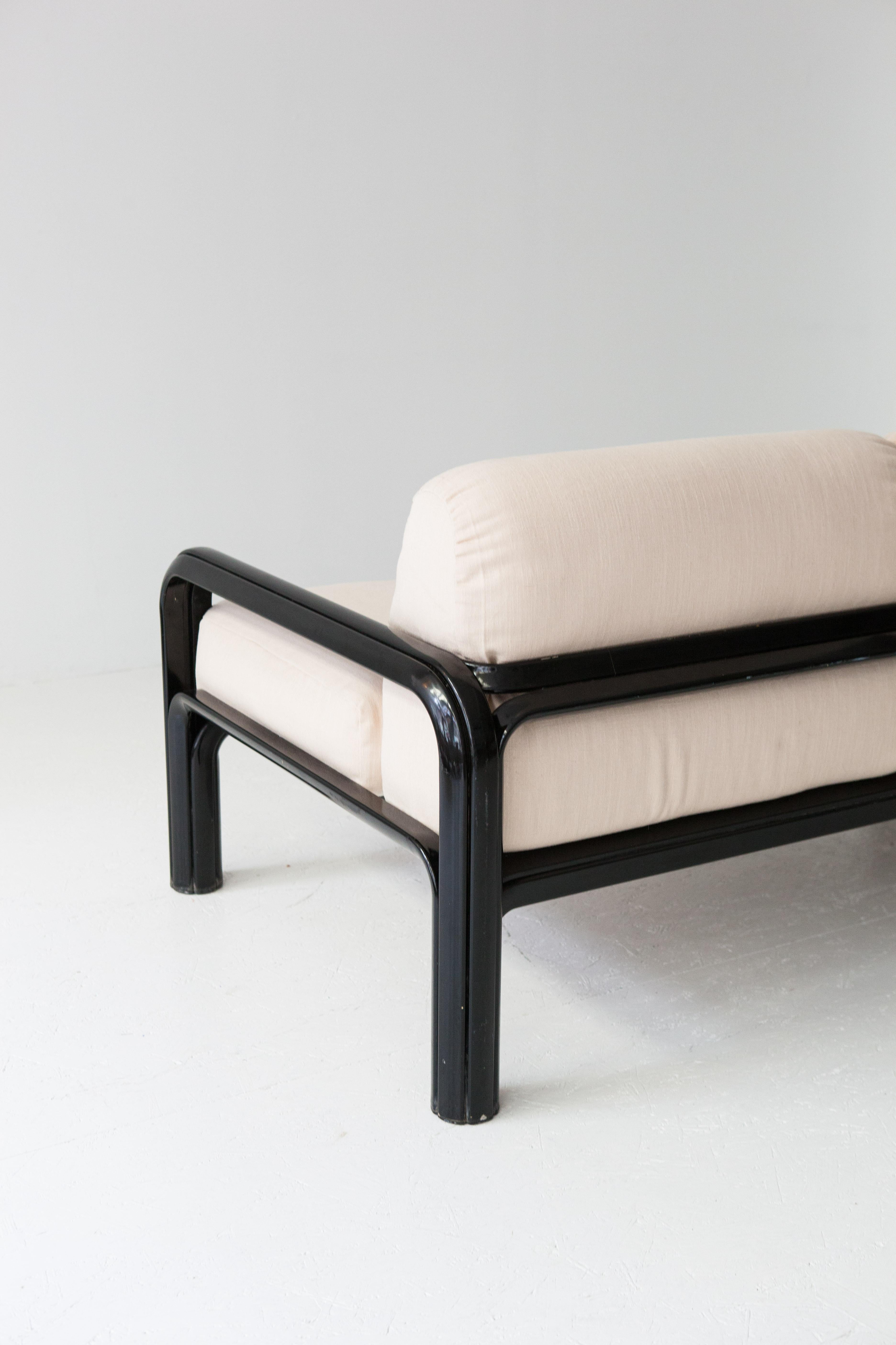 Loveseat sofa by Gae Aulenti for Knoll, 1970s For Sale 2