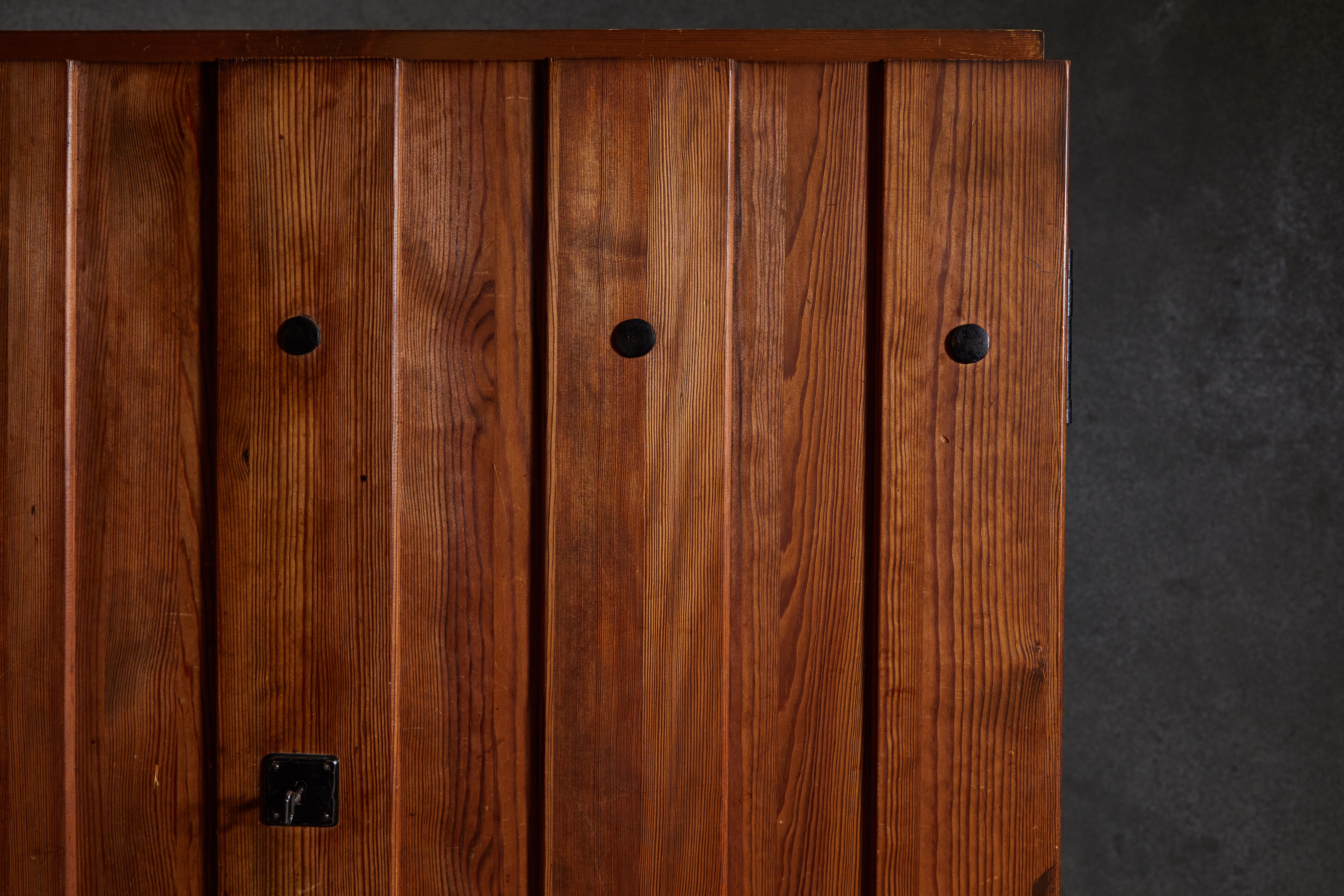 Swedish Lovö Cabinet by Axel Einar Hjorth for Nordiska Kompaniet