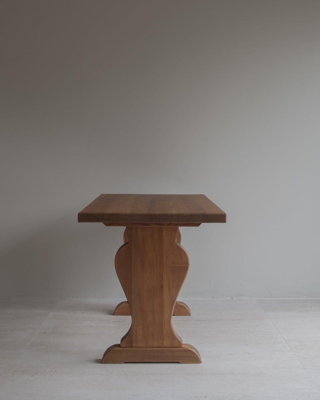 Table console Lovö par Nordiska Kompaniet Attribué à Axel Einar Hjorth en vente 4