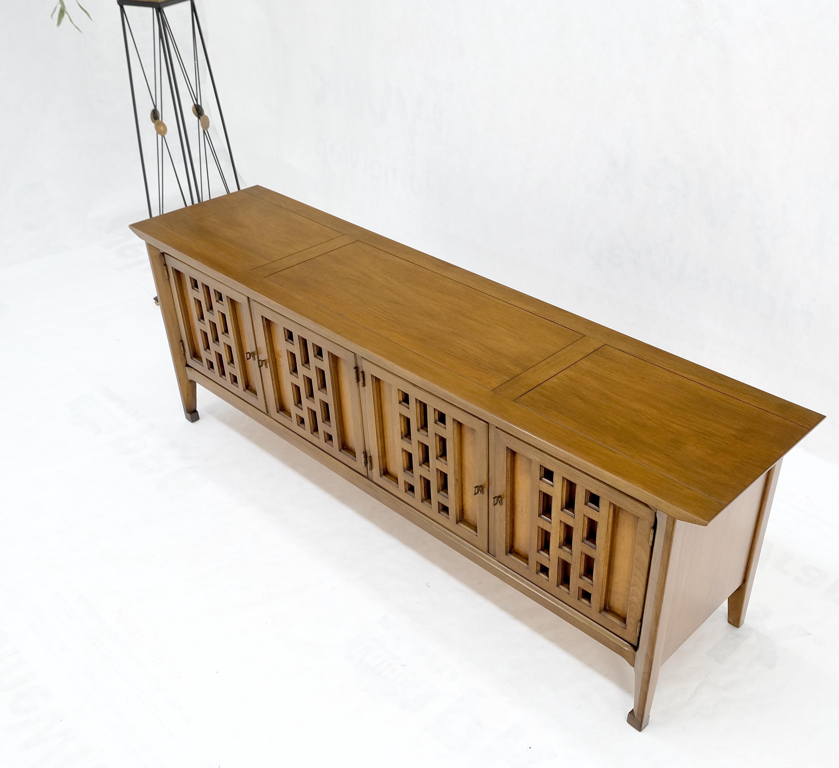 Lacquered Low 4 Door 2 Drawers Mid-Century Modern Credenza Light Walnut Finish Mint! For Sale
