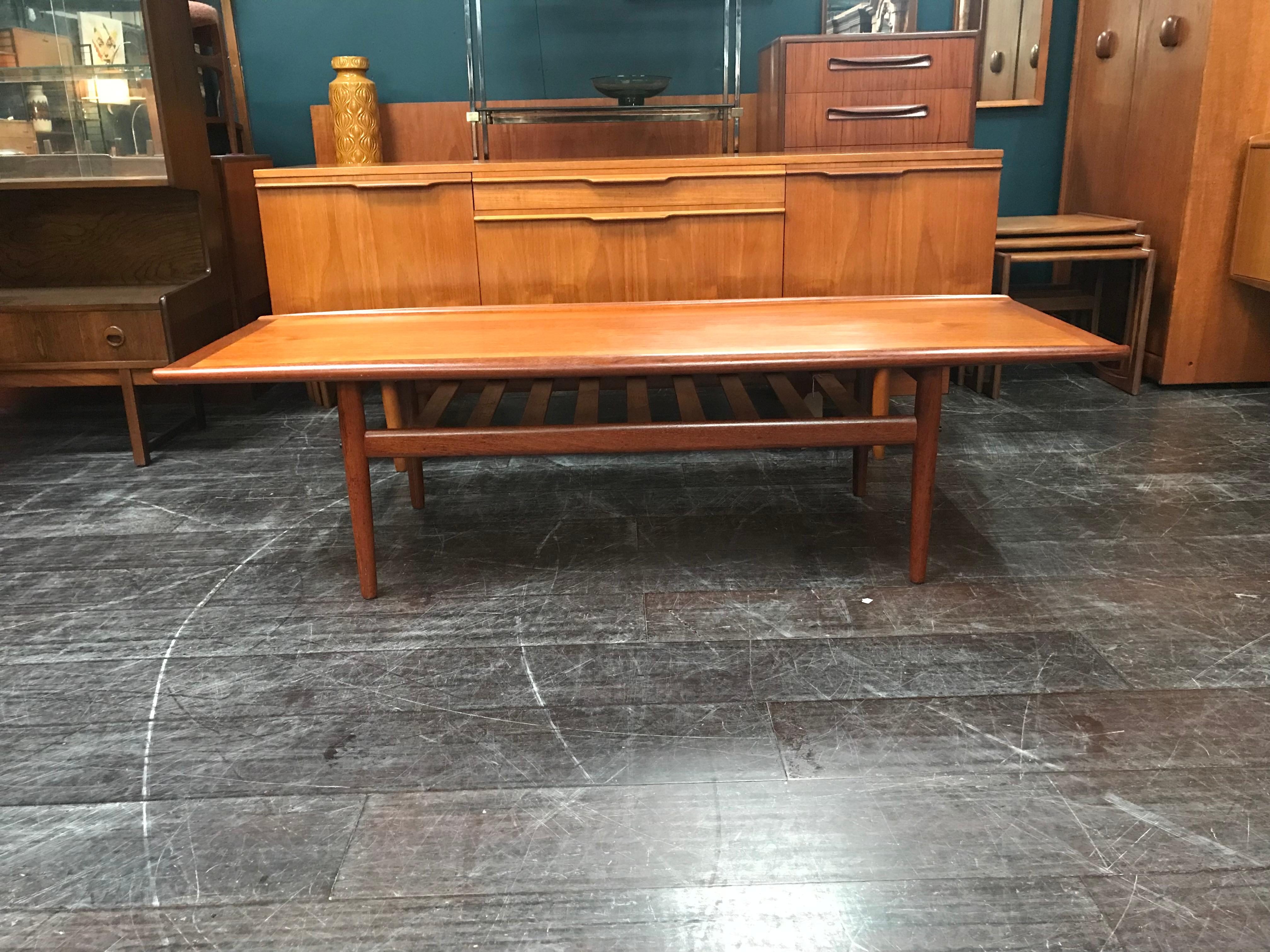 grete jalk coffee table