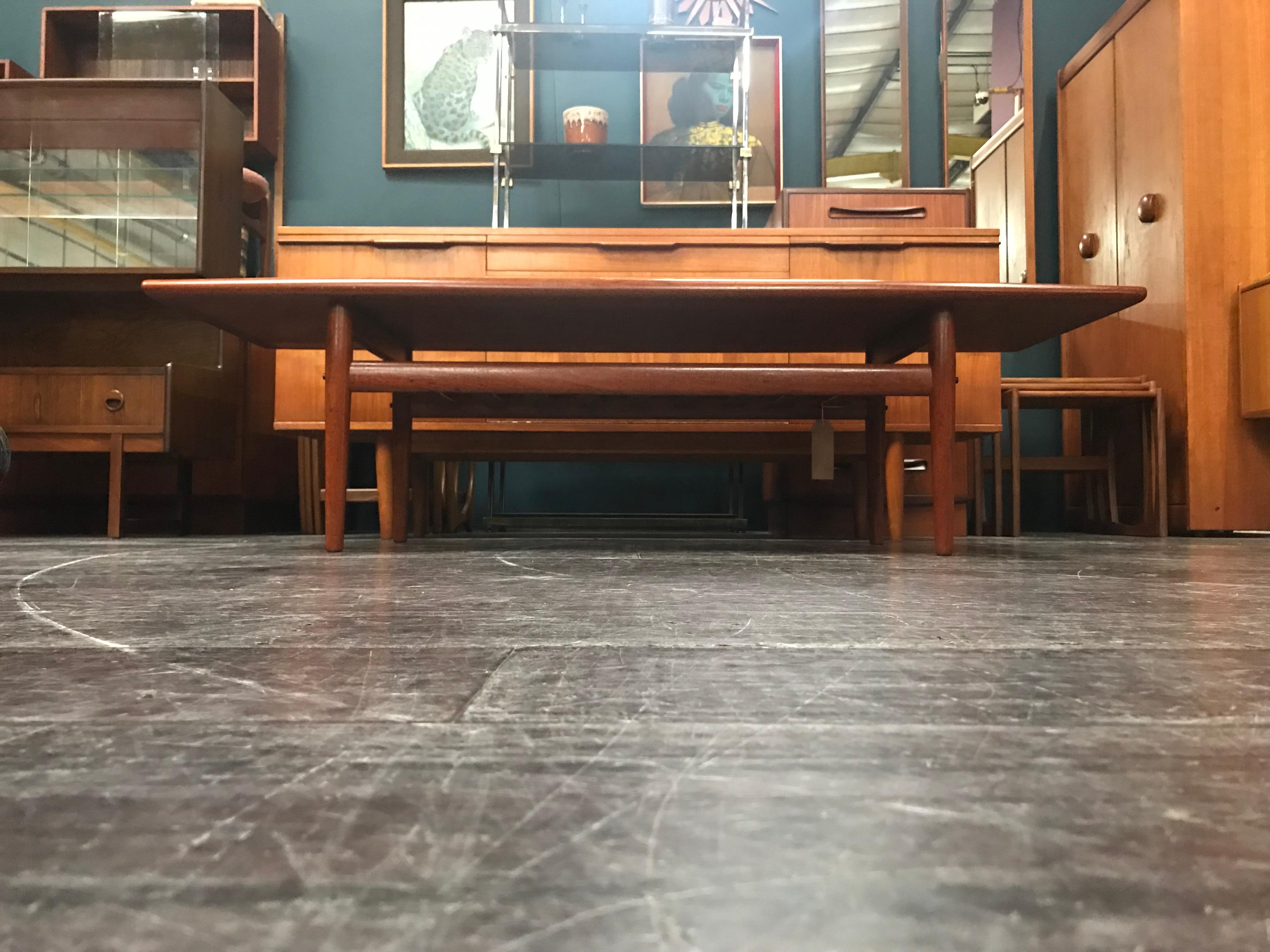 grete jalk side table