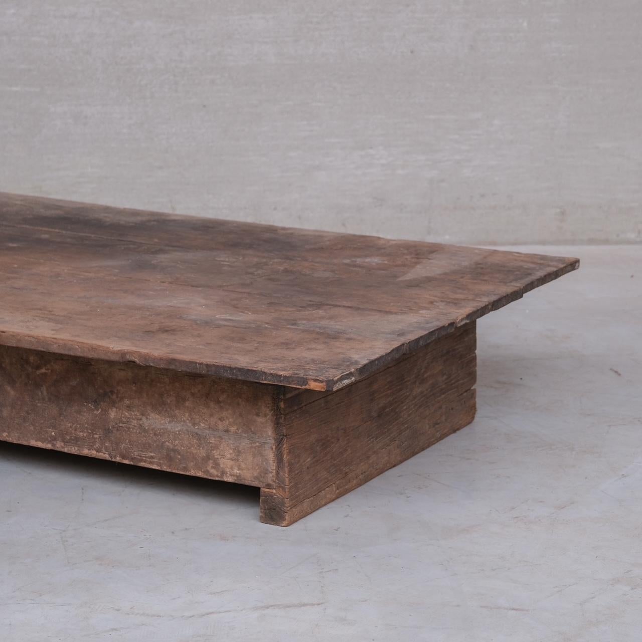 Mesa baja de centro de madera Antique French en venta 6
