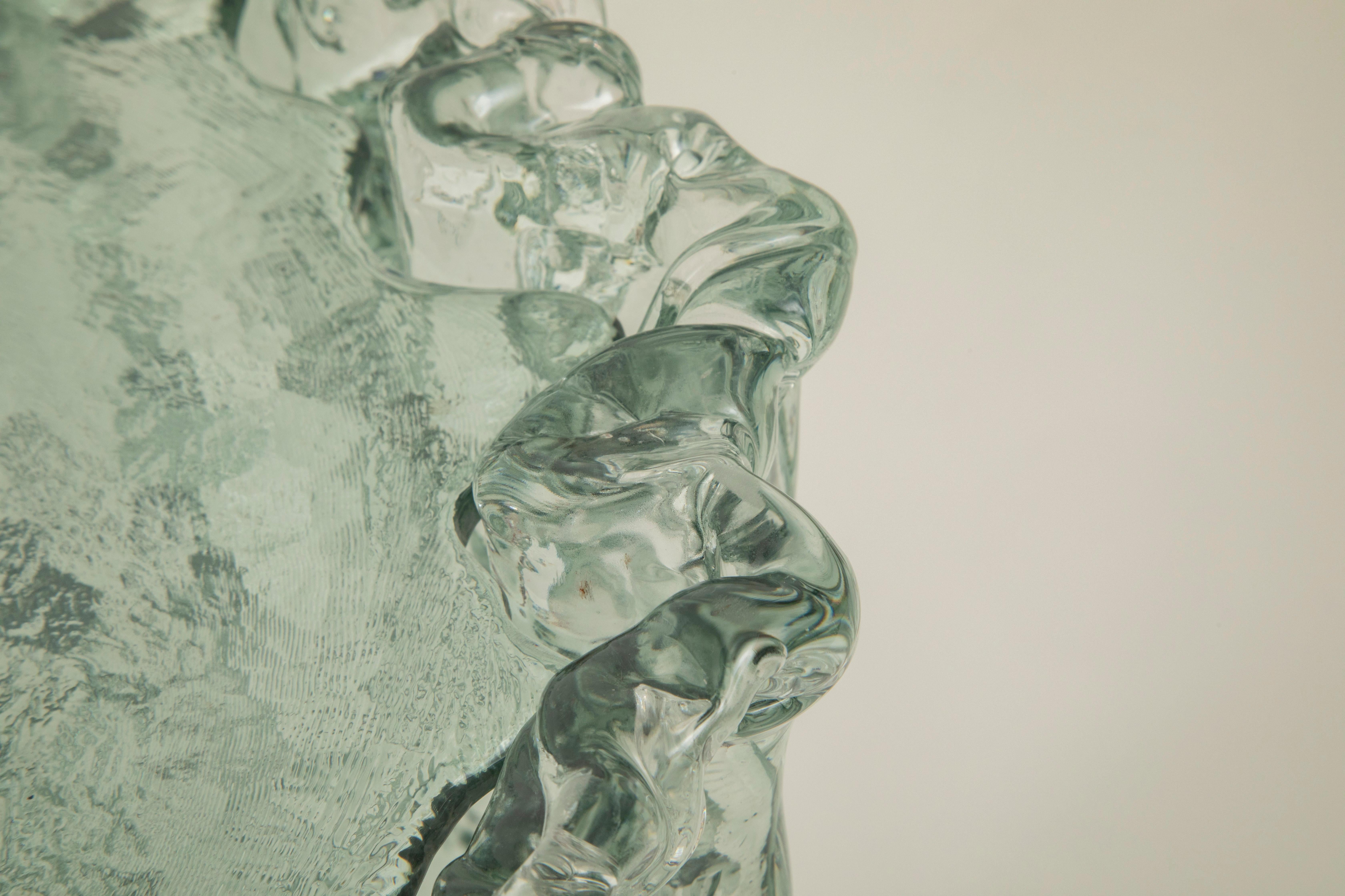 Vetro soffiato Tavolino basso in vetro Aqua, di Tokujin Yoshioka, in offerta in vendita