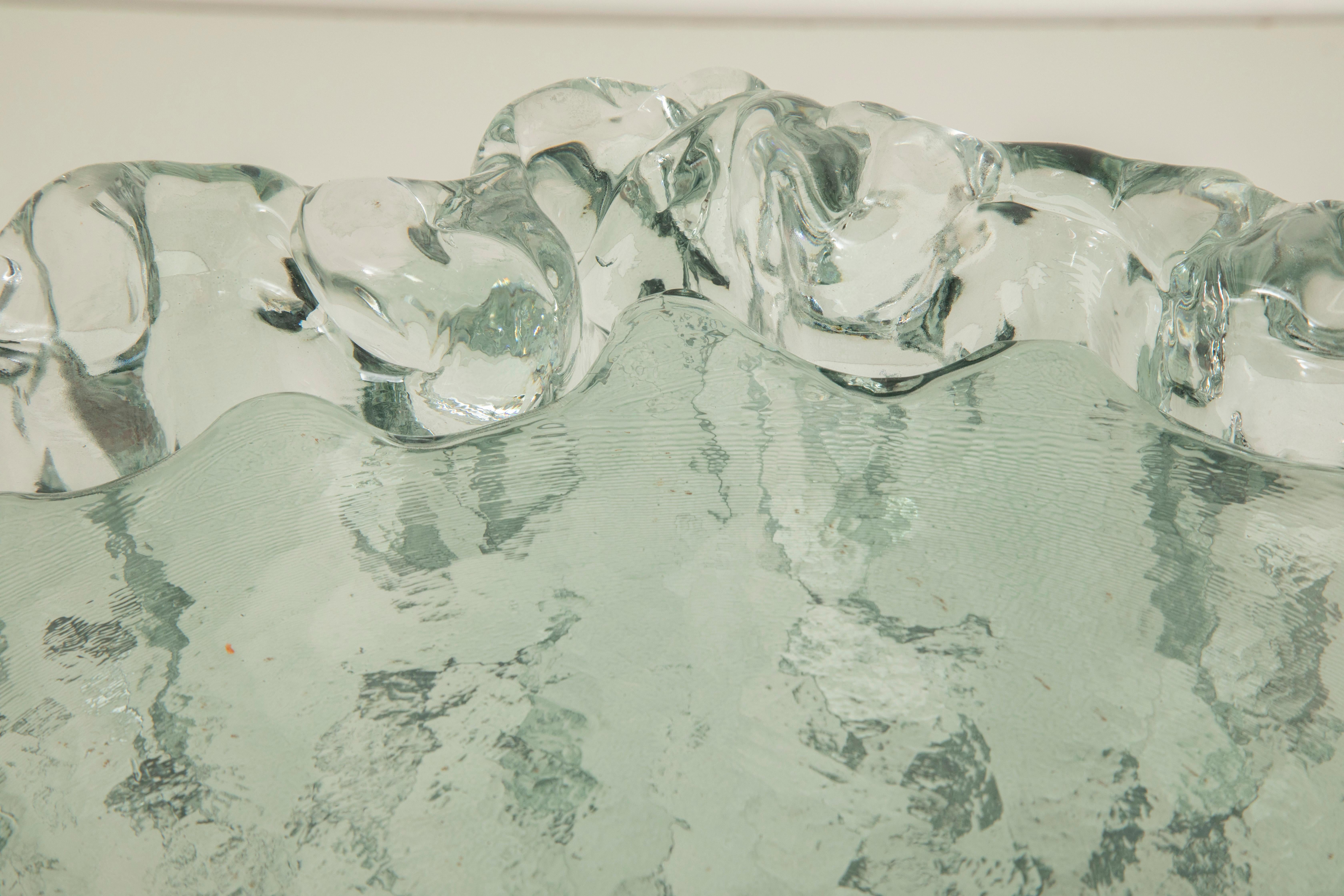 Tavolino basso in vetro Aqua, di Tokujin Yoshioka, in offerta in vendita 1