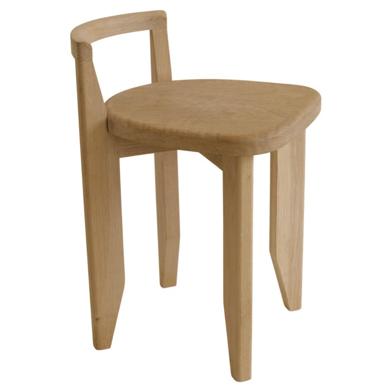 Niedriger Stuhl mit niedriger Rückenlehne aus massiver Eiche von Boyd and  Allister im Angebot bei 1stDibs