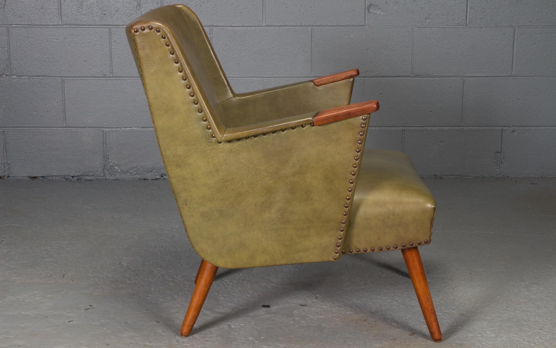 Mid-Century Modern Low Back Danish Modern Lounge Easy Chair For Sale