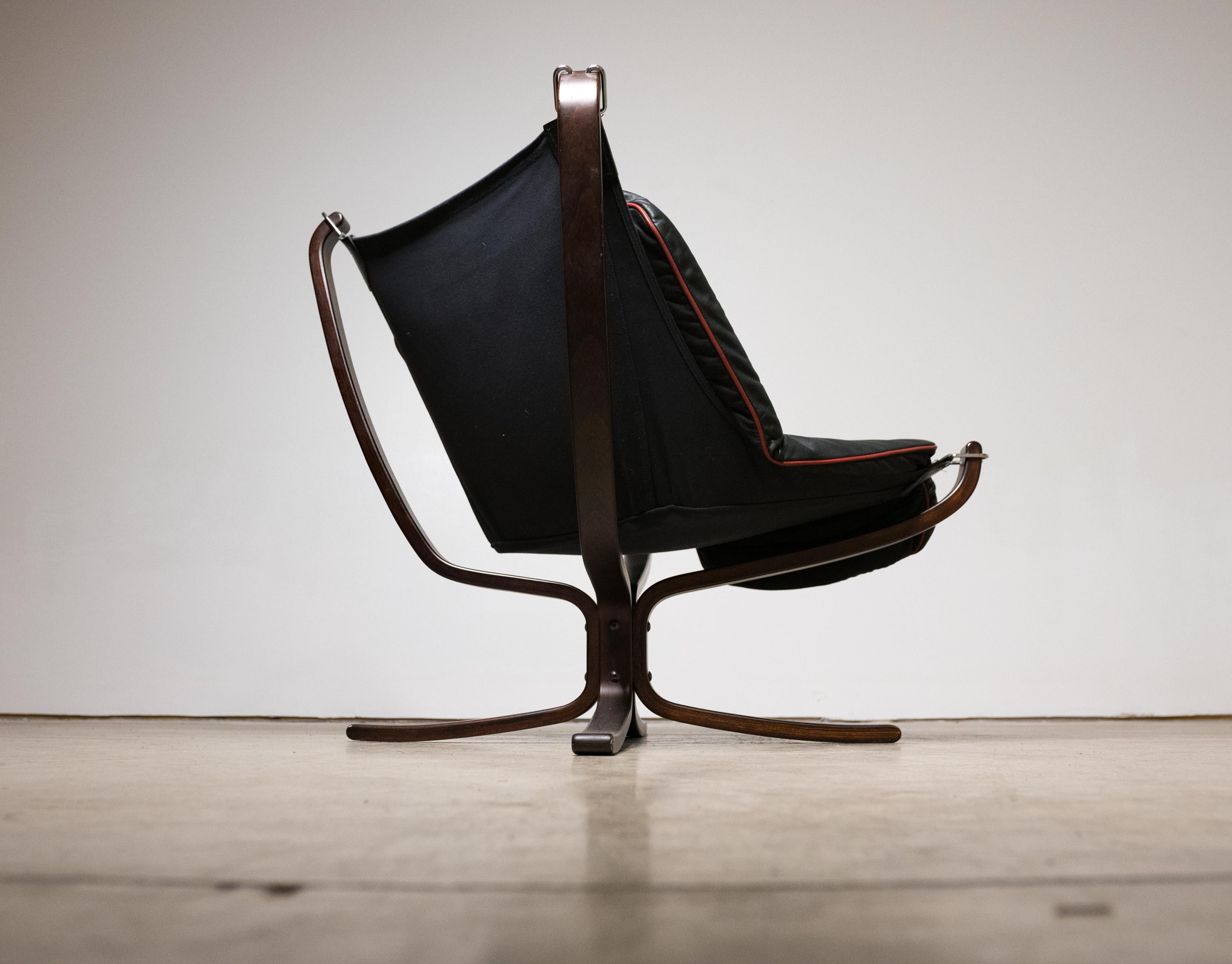 Low Back Falcon Sling Chairs by Sigurd Ressell for Vatne Mobler, Norway In Good Condition In St. Louis, MO
