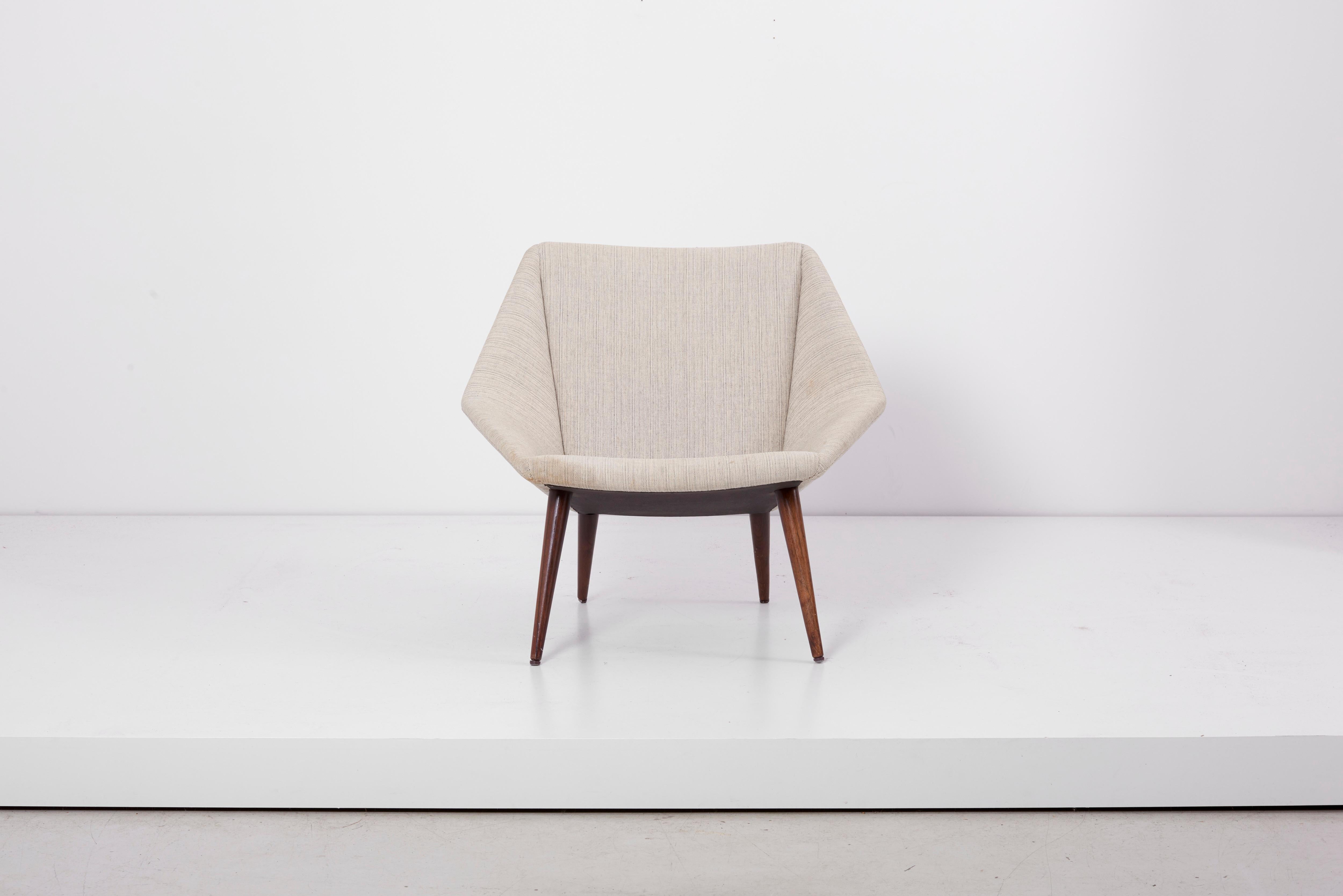 Low Back Lounge Chair 93 by Nanna Ditzel for Søren Willadsen, Denmark, 1950s In Good Condition In Berlin, DE
