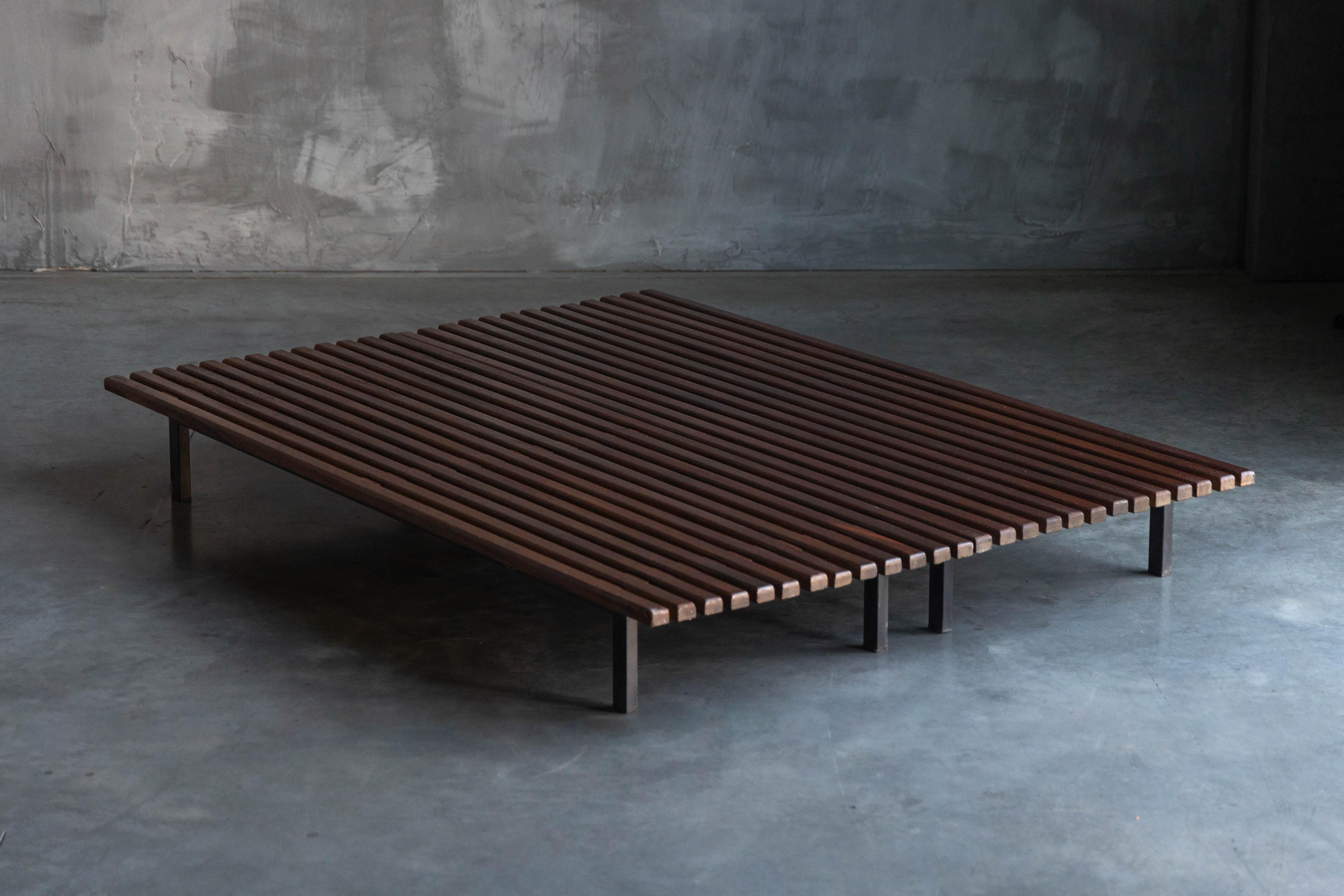 Mid-Century Modern Low Bench by Charlotte Perriand for Cité Cansado, France, 1958 For Sale
