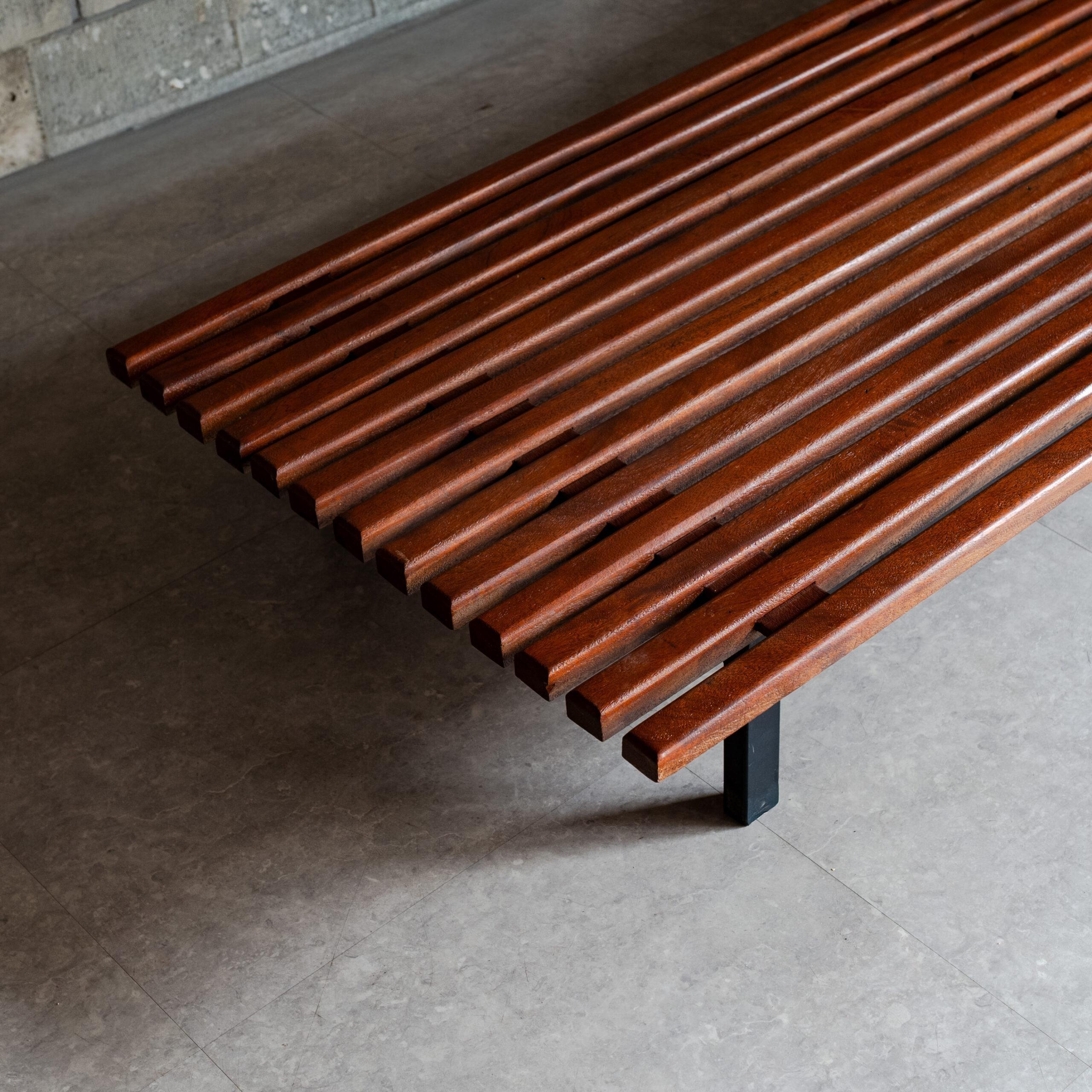 Mauritanien Banc bas de Charlotte Perriand en vente