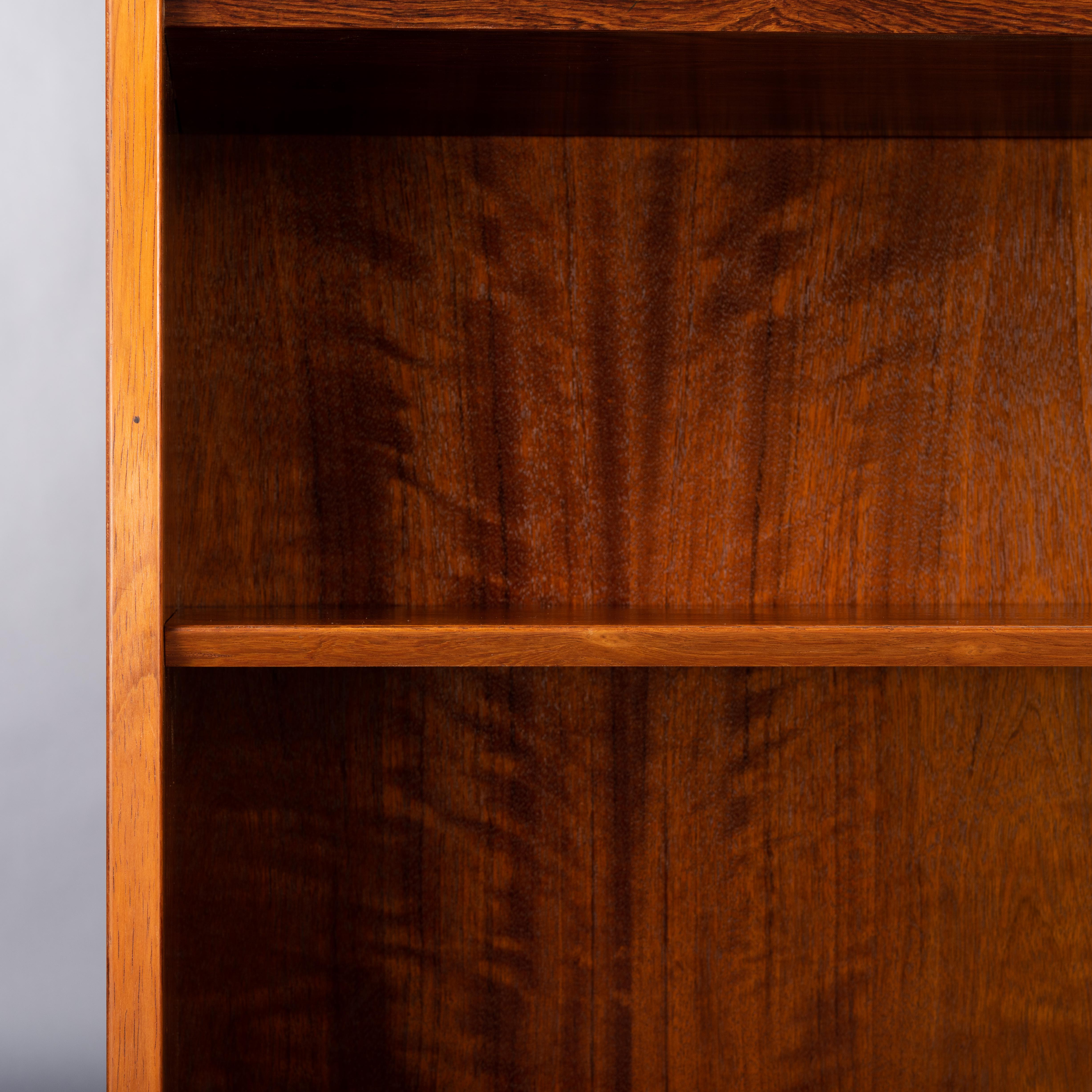 Low Bookcase by Carlo Jensen for Hundevad & Co, 1960s In Good Condition In Breda, Netherlands